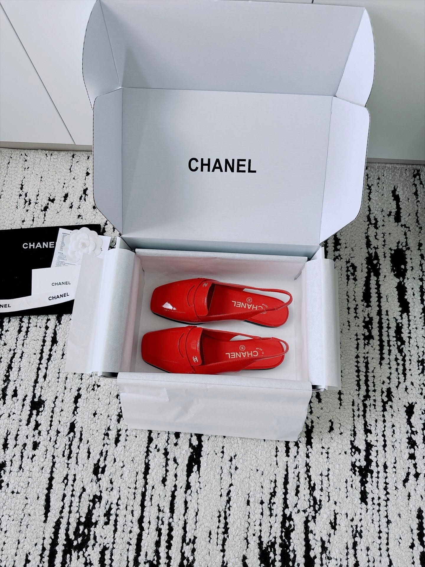 CC AW26 Mocassins Slingback Loafers Bright Red Shiny Leather 942467