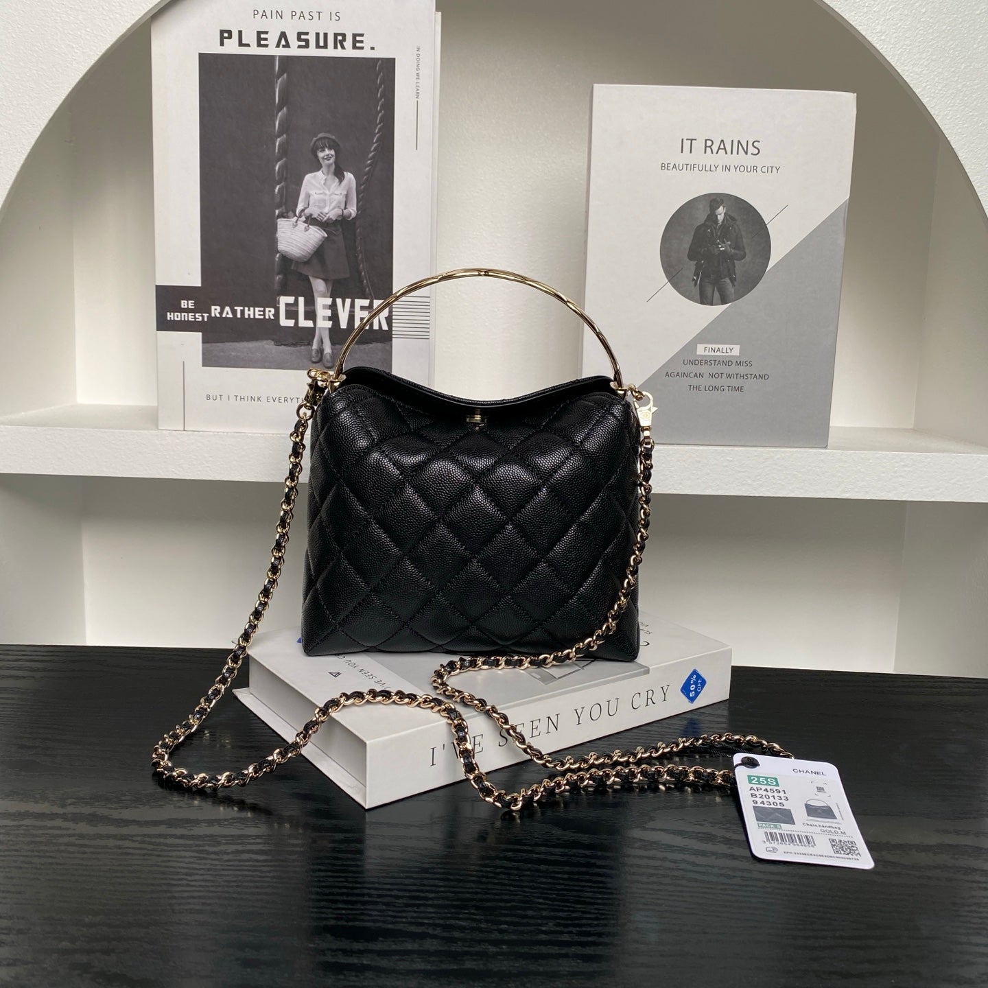 CC Coco Crush Handle Lunch Bag Black Caviar Leather