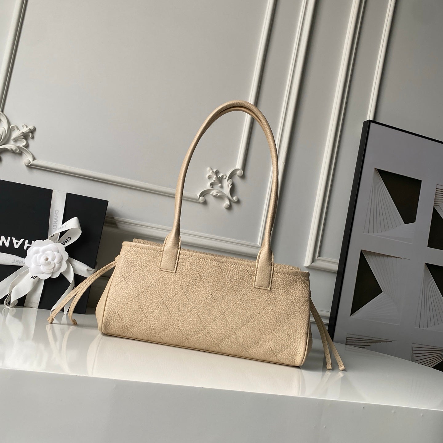 CC 26ss Small Shopping Bag 30.5cm Beige Grain Leather