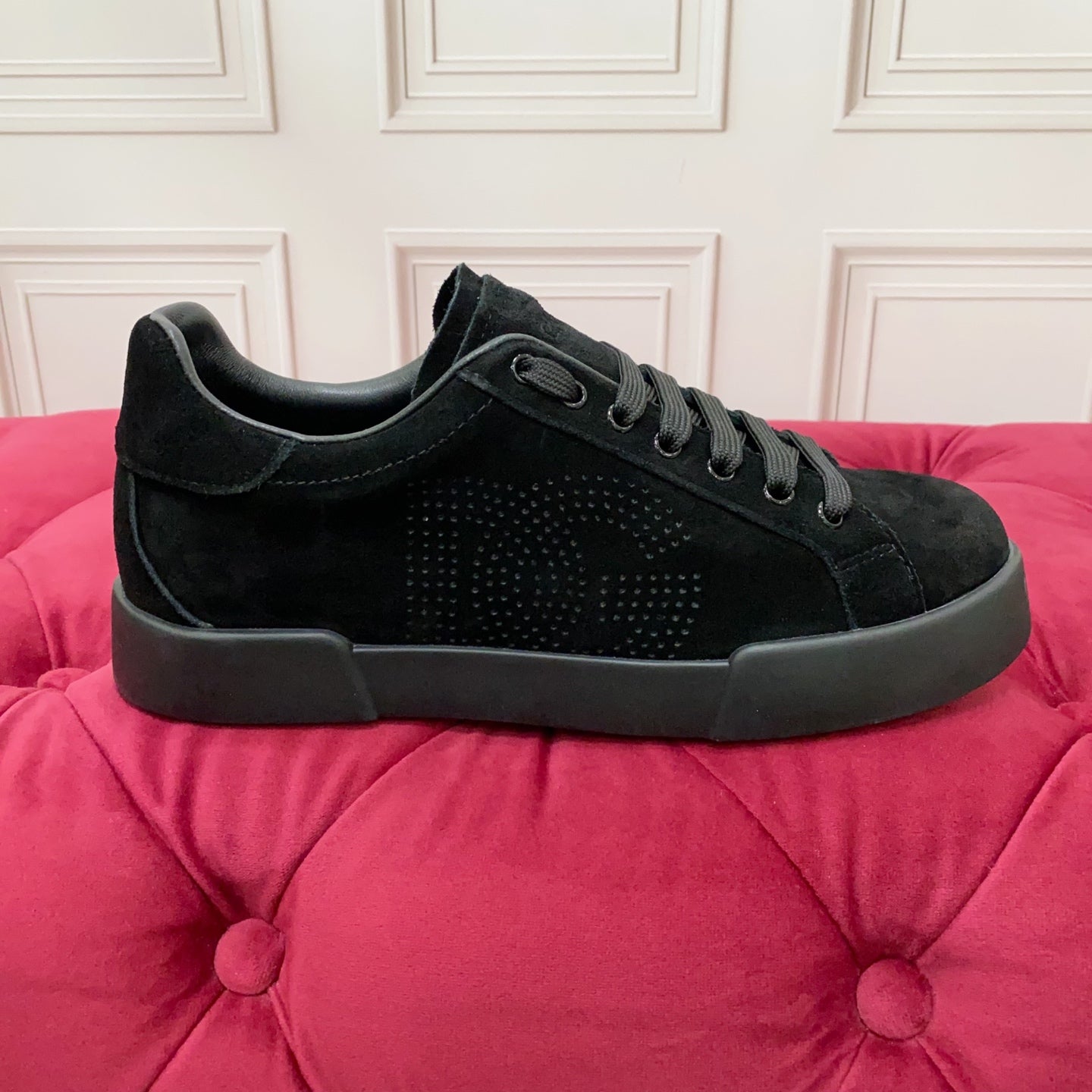 DC 25 Portofino Sneakers Black Suede & Sheepskin 333873