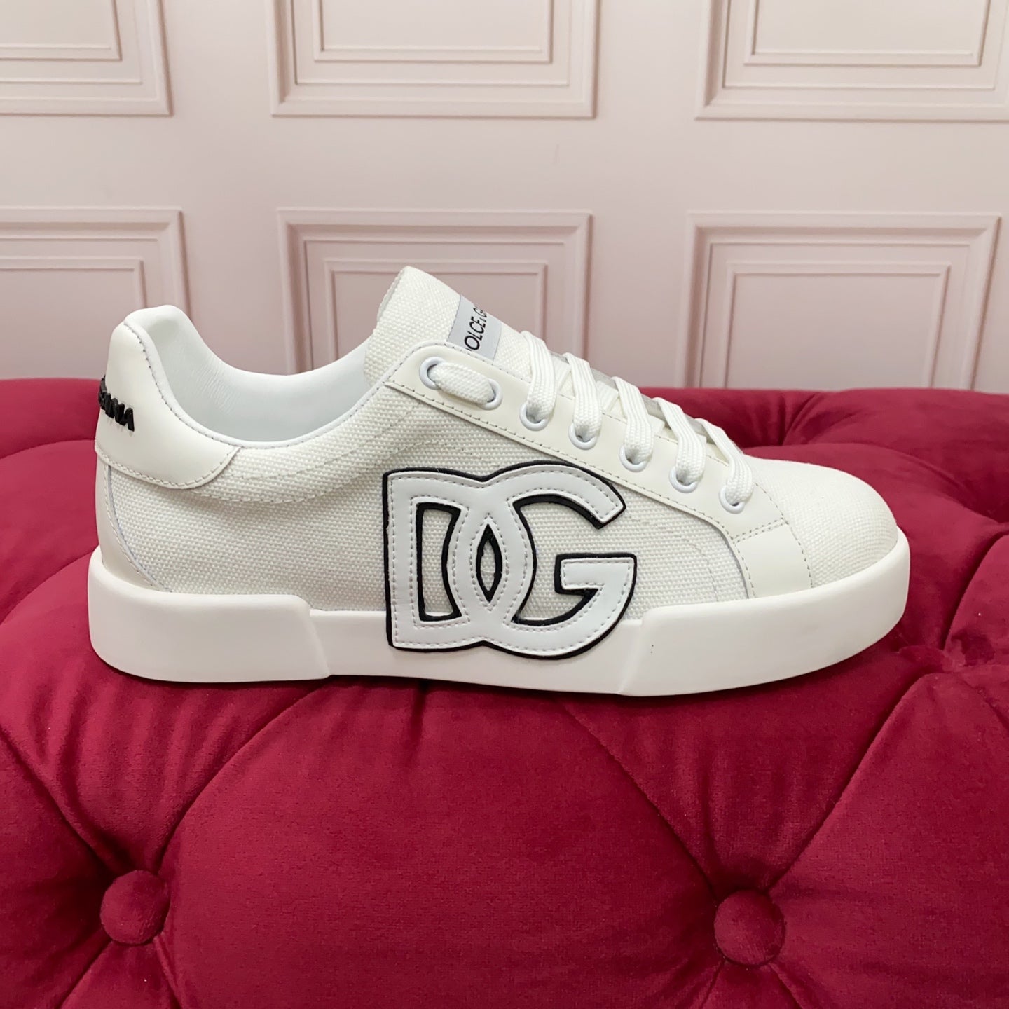 DC 25 Portofino Sneakers White Silk Cowhide & Canvas 333878