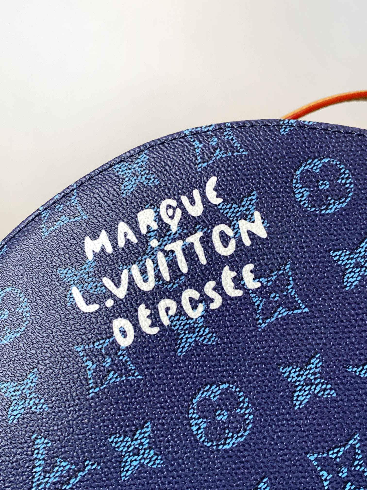 LV Discovery Backpack PM Dark Grey Monogram Eclipse Canvas