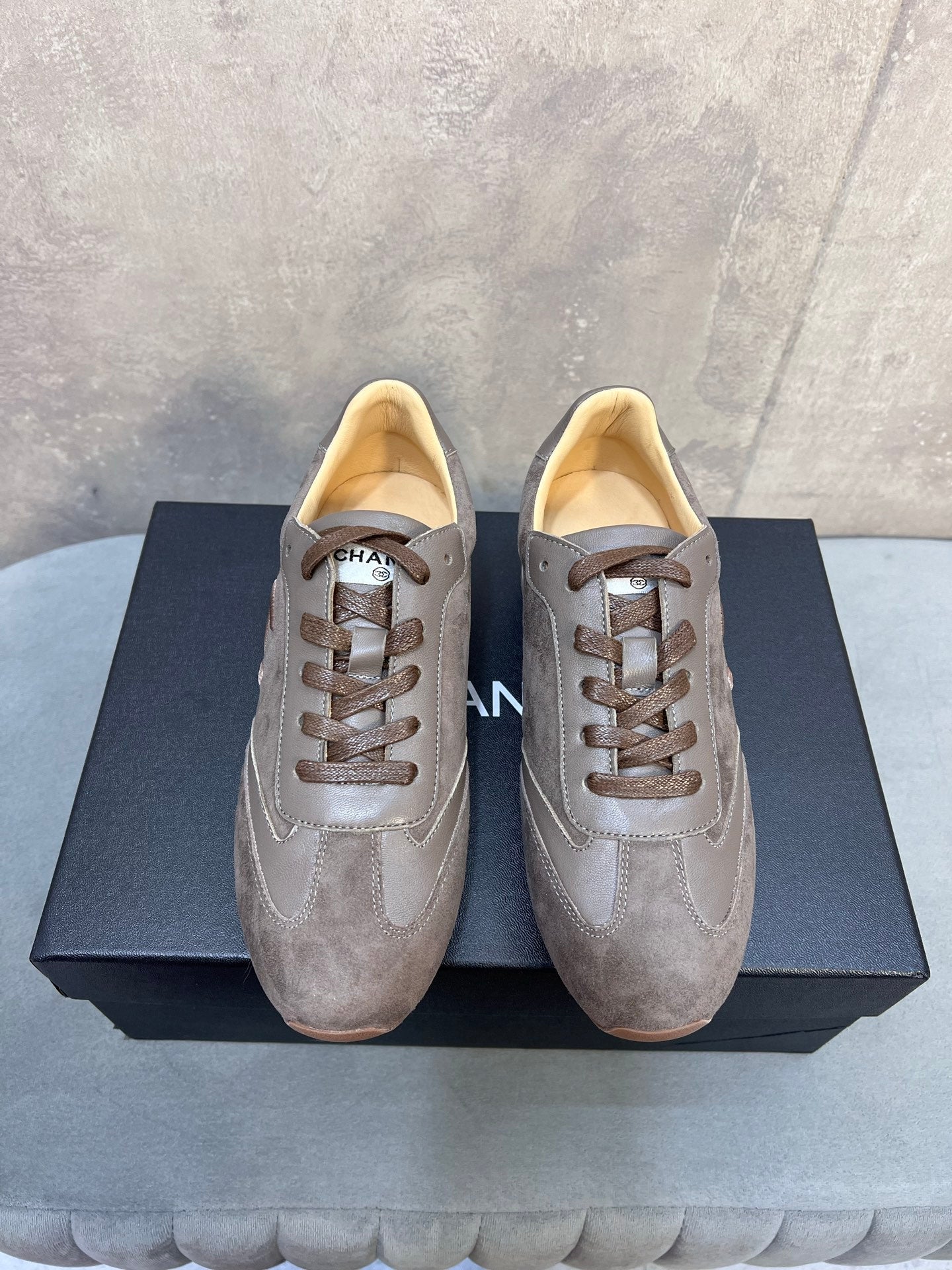 CC 26P Sneakers Grey-Brown Suede 682523