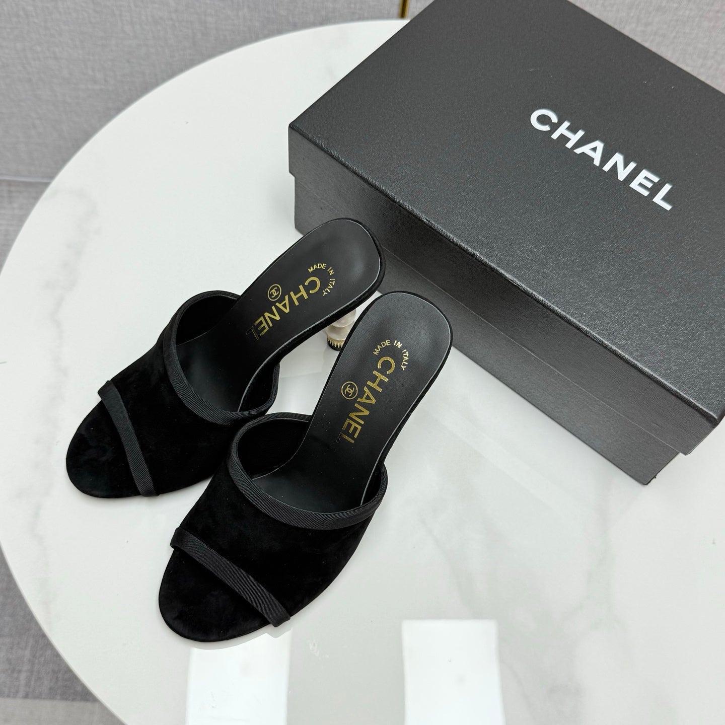 CC 25 High Heel Slippers 85mn Black Suede 368790