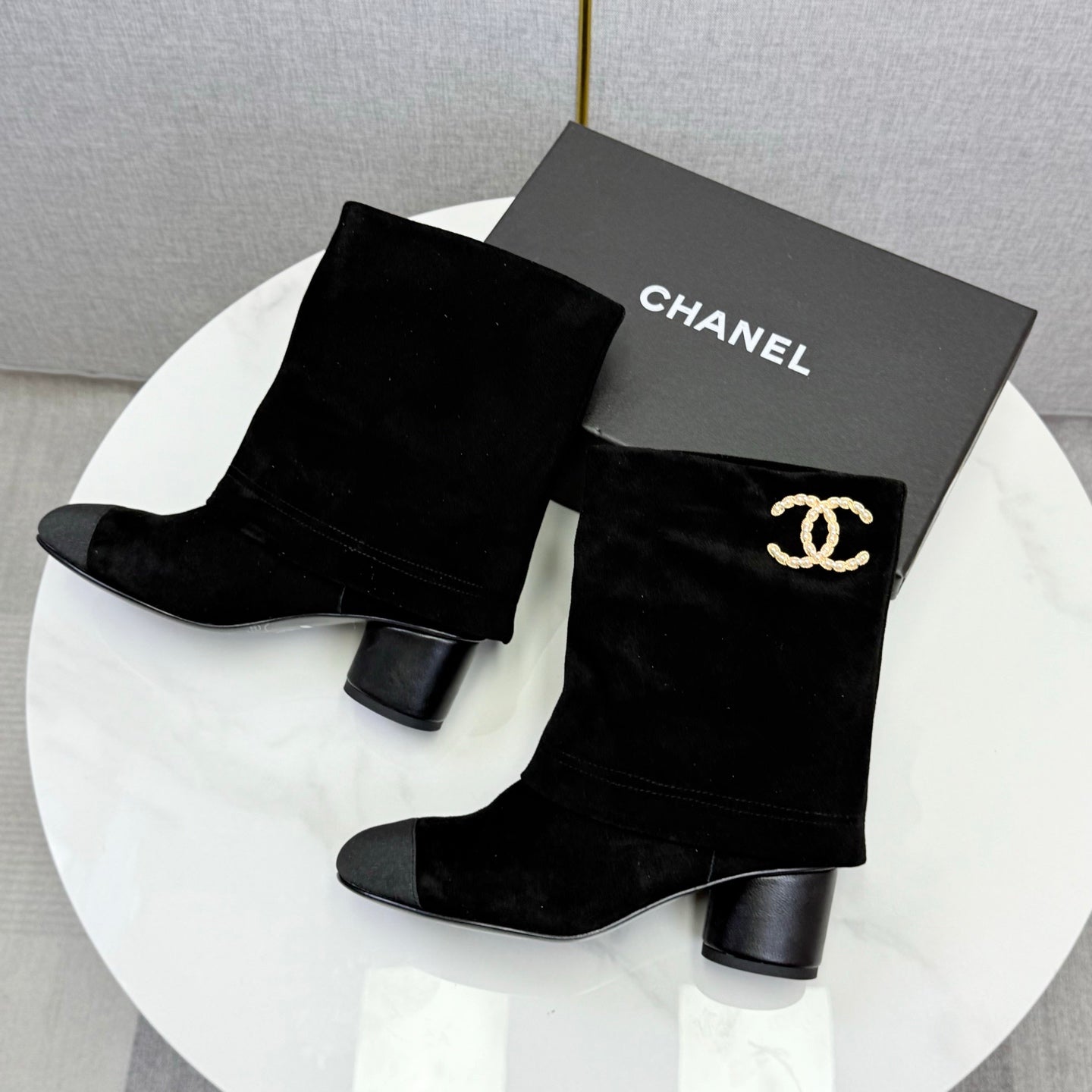 CC 25 Ankle Boot Black Suede Grosgrain 444487