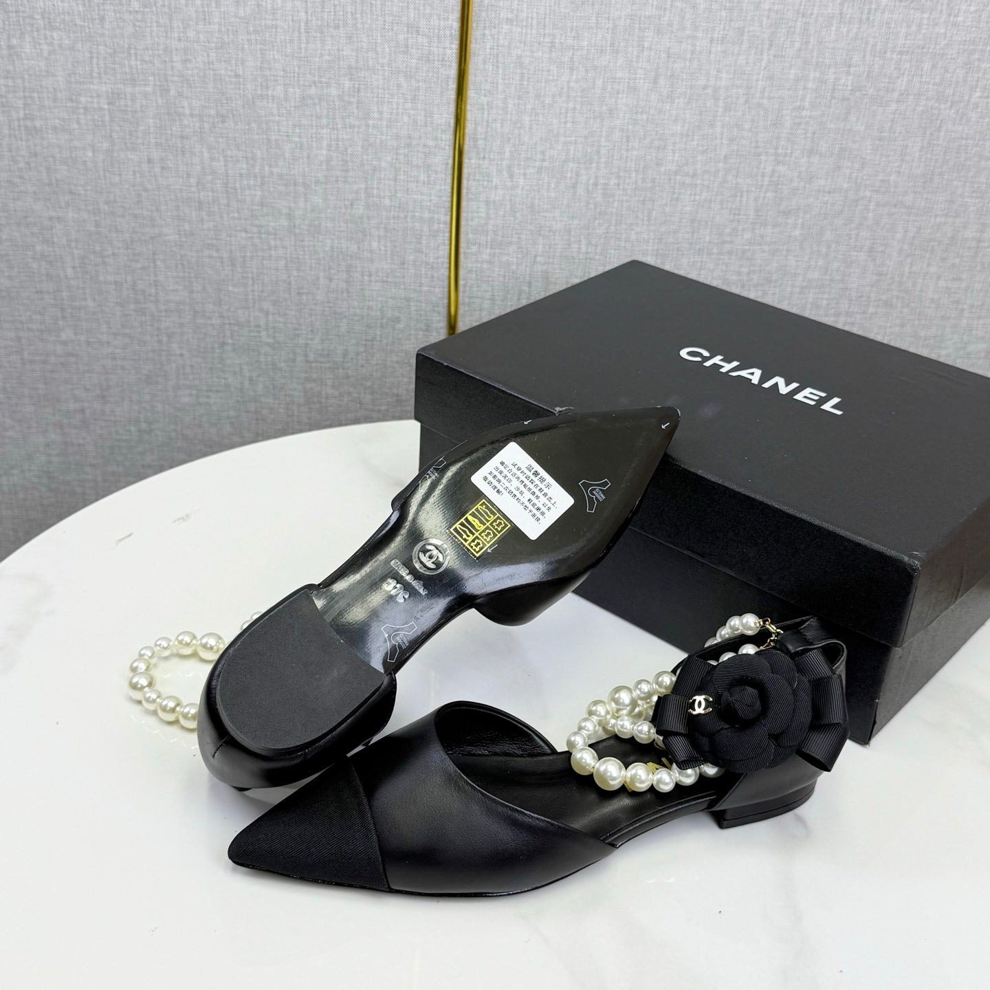 CC 25K New Pearl Chain Slingback Black Sheepskin Fabric 541065