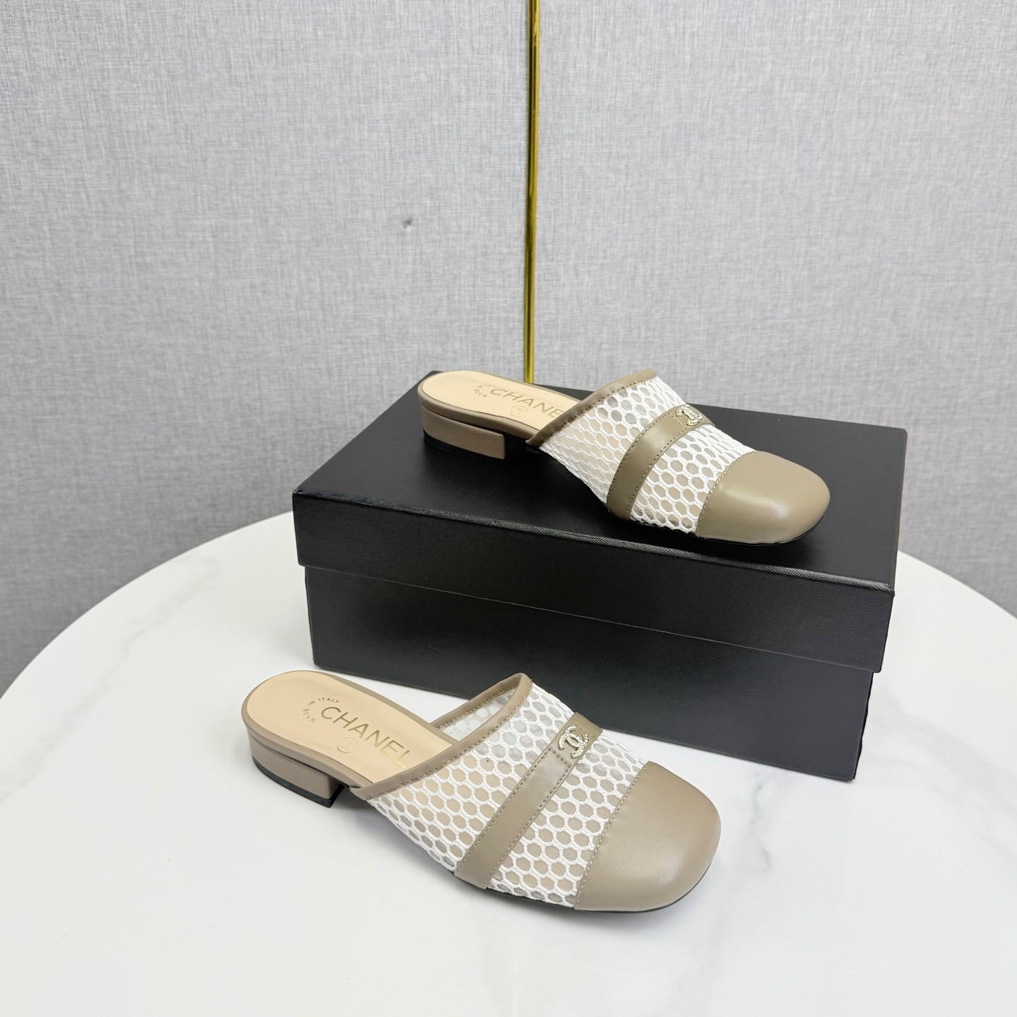 CC 26s Sandal Beige Mesh Sheepskin 639827