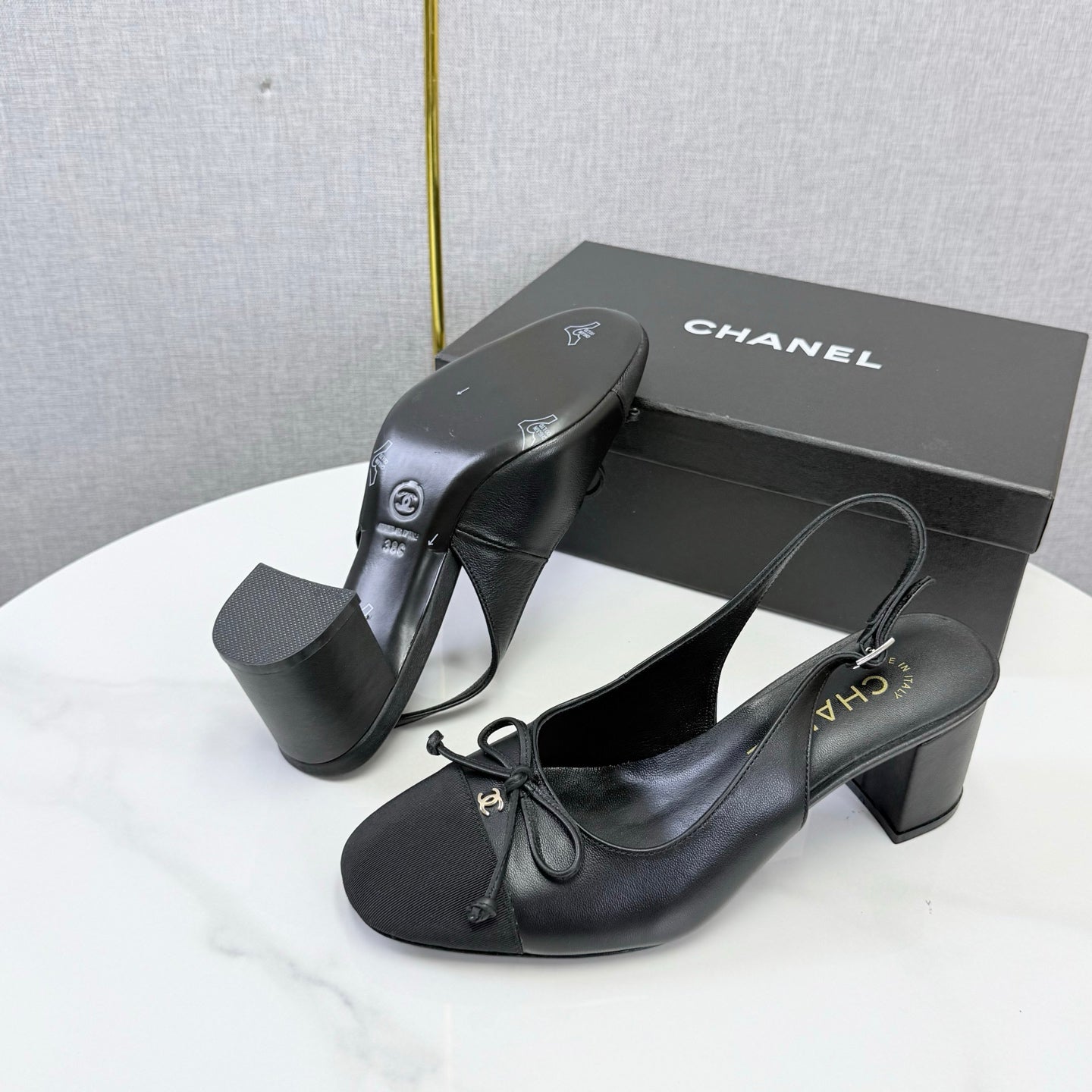 CC 26s Slingback Heels 45 Mm In Black Lambskin And Fabric