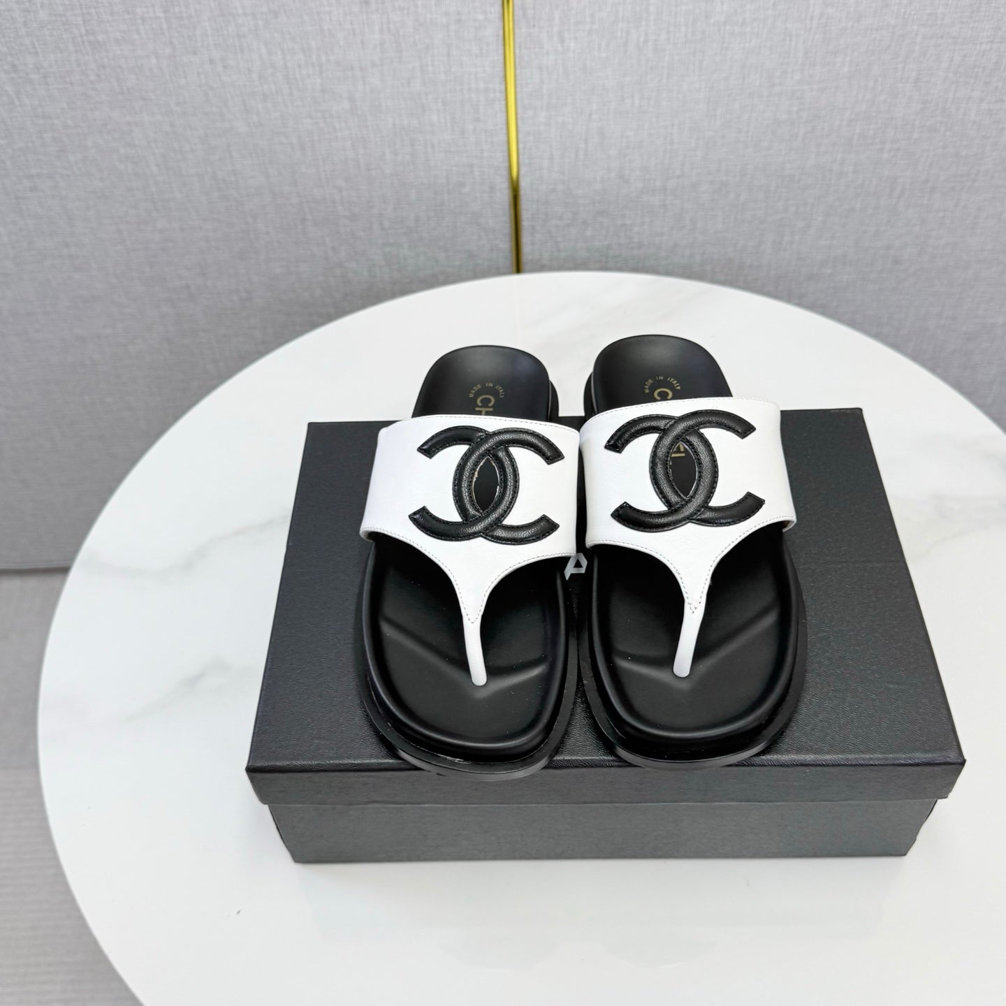 Chanel 26s CC Thong Slides White Lambskin