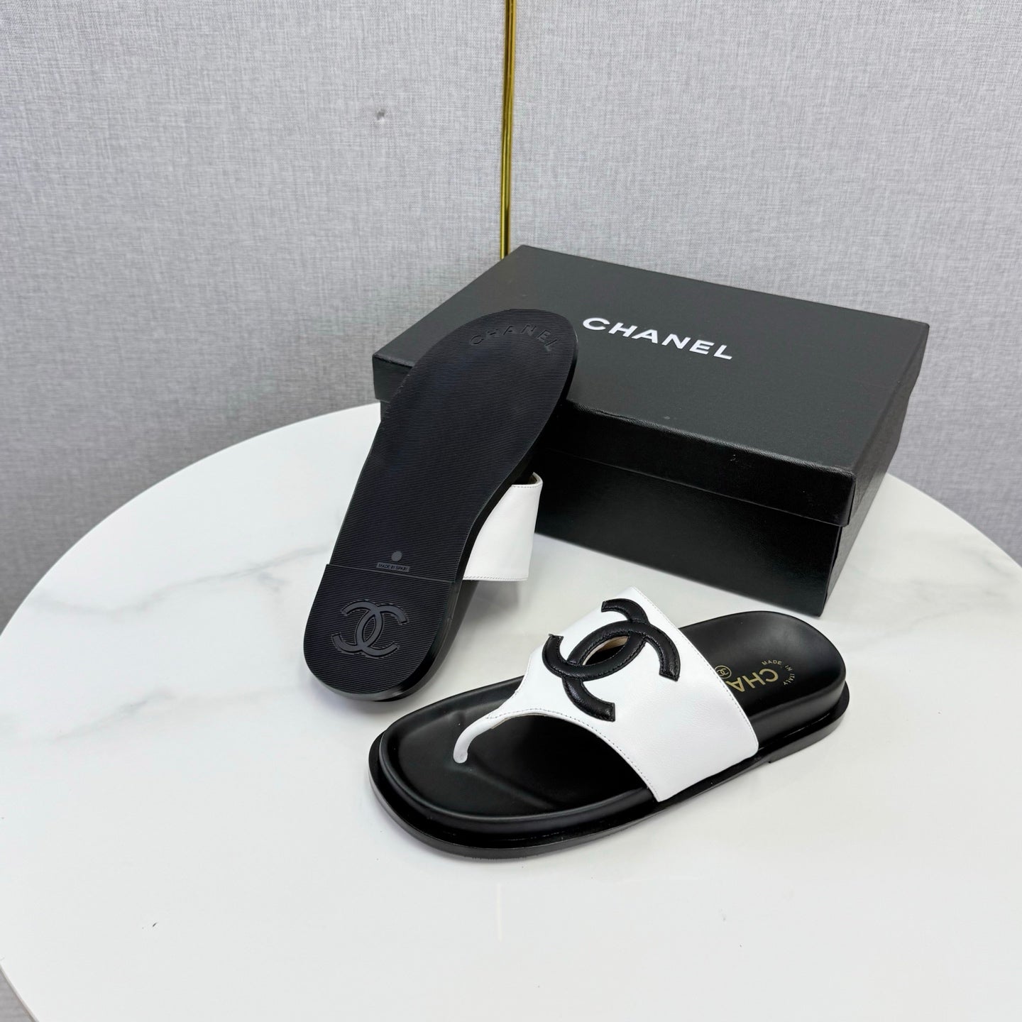 Chanel 26s CC Thong Slides White Lambskin