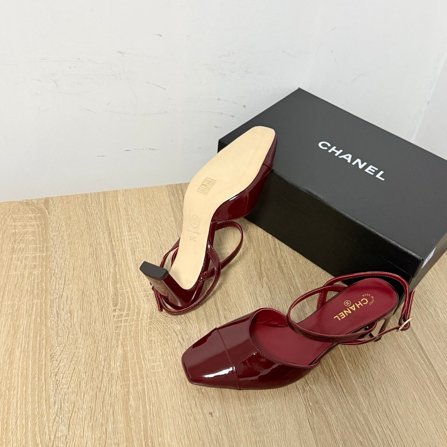 CC Métiers d’art 2026 Slingbacks 6.5cm Burgundy Patent Calfskin 865641