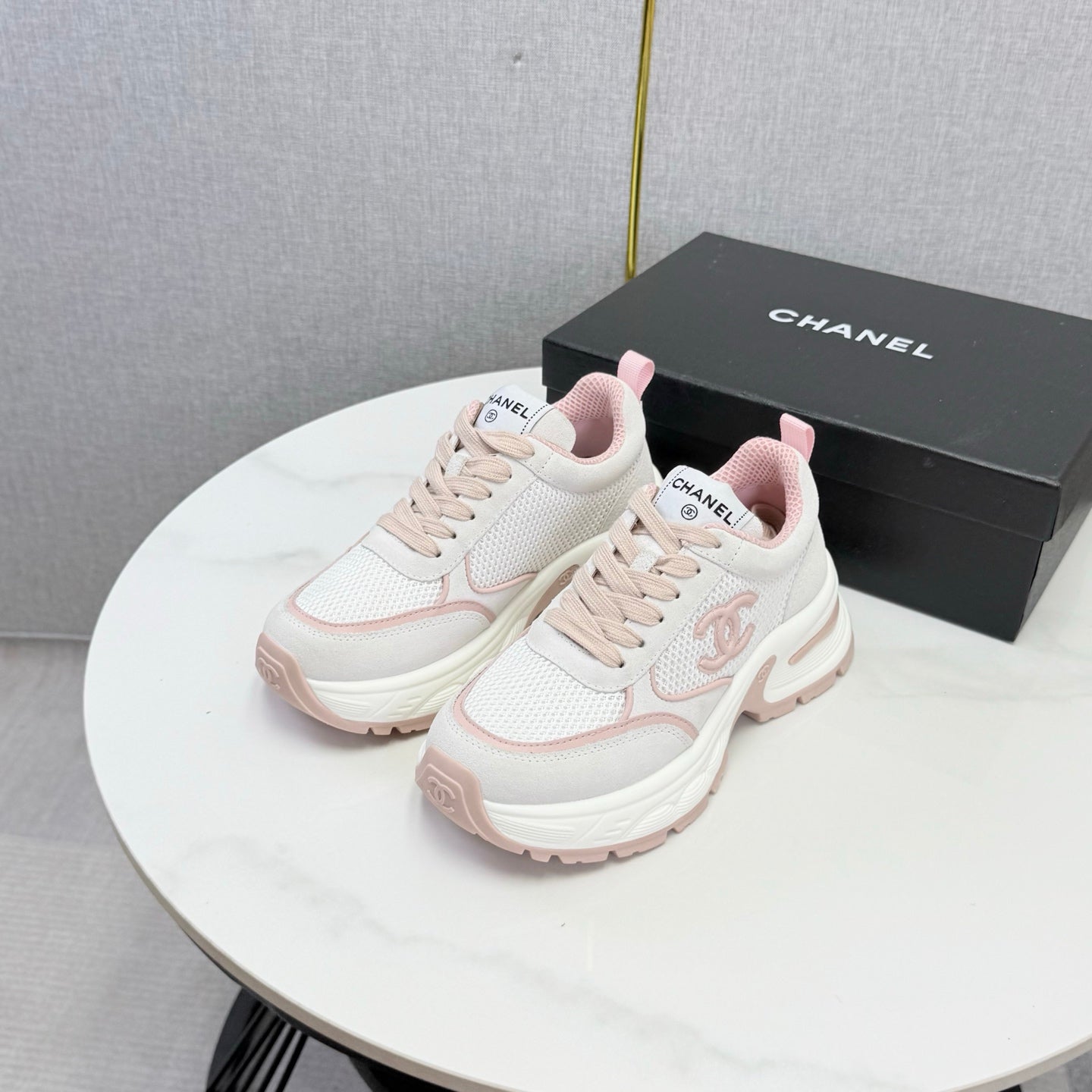 CC 26s Casual Sneakers White Pink Mesh Suede 865840