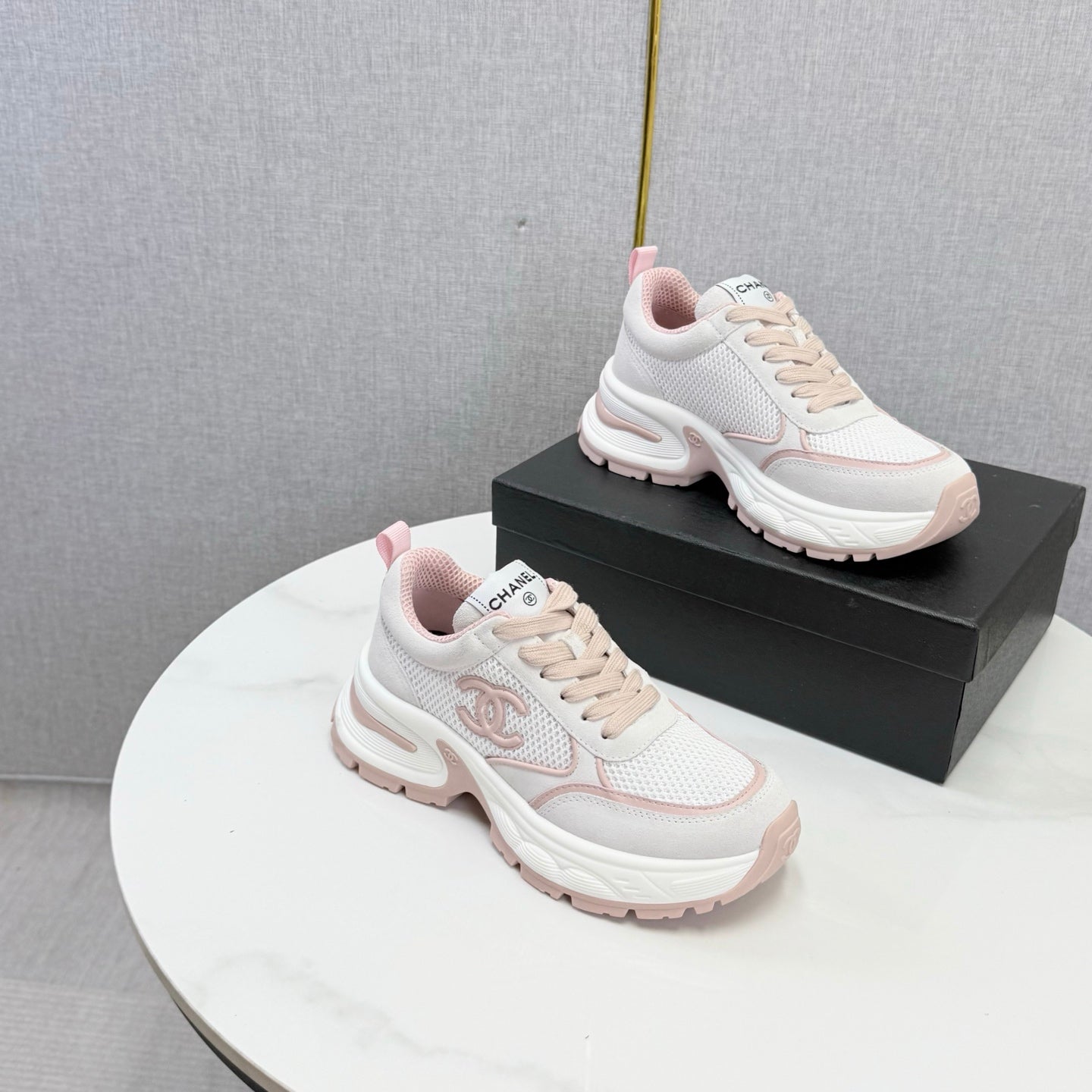 CC 26s Casual Sneakers White Pink Mesh Suede 865840