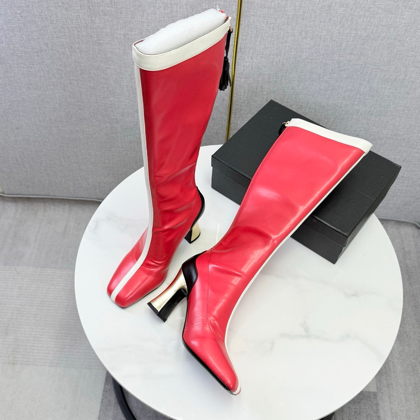 CC 26s Knee-High Boots Red White Sheepskin 904485