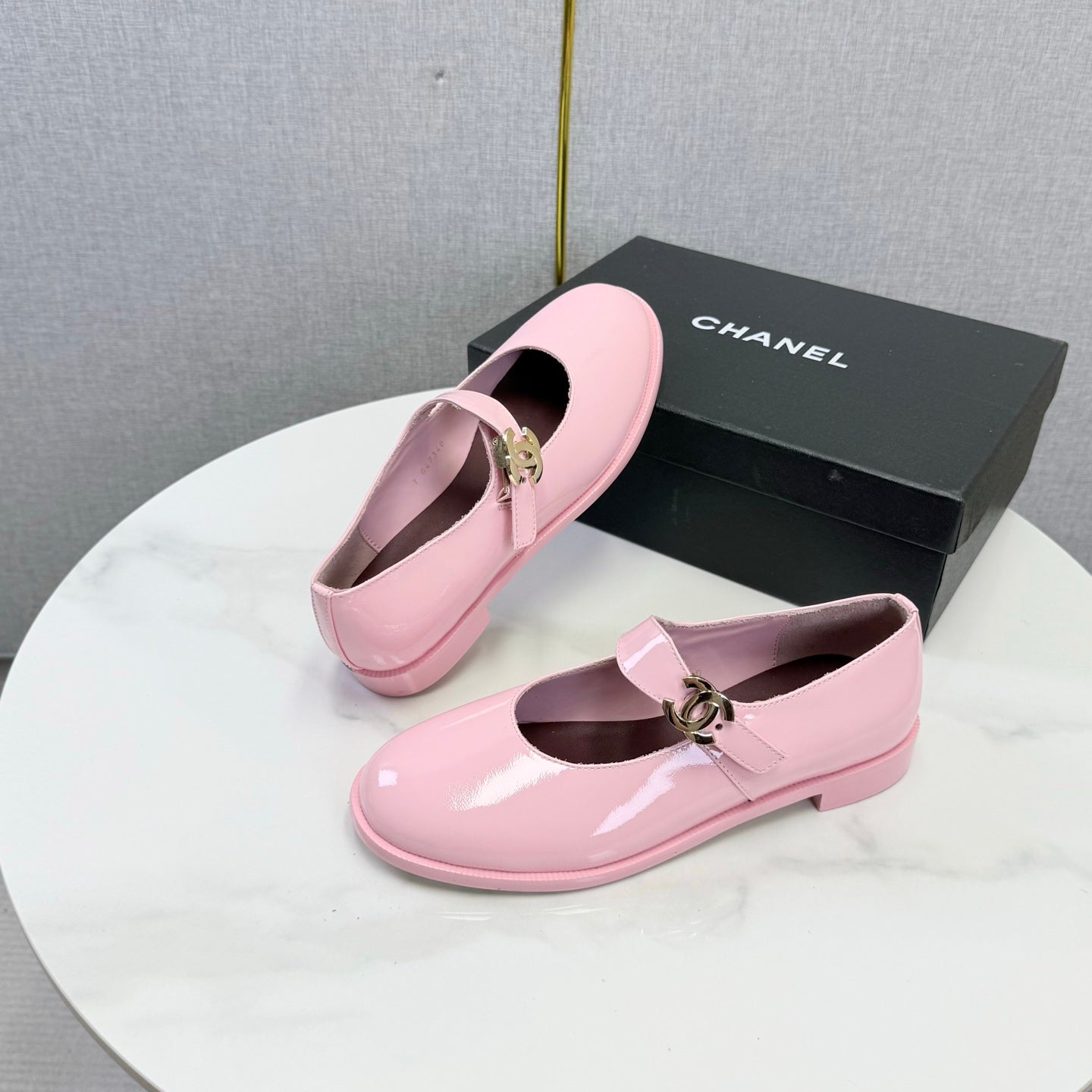 CC 26s Mary Jane Flats Light Pink Patent Leather 904496