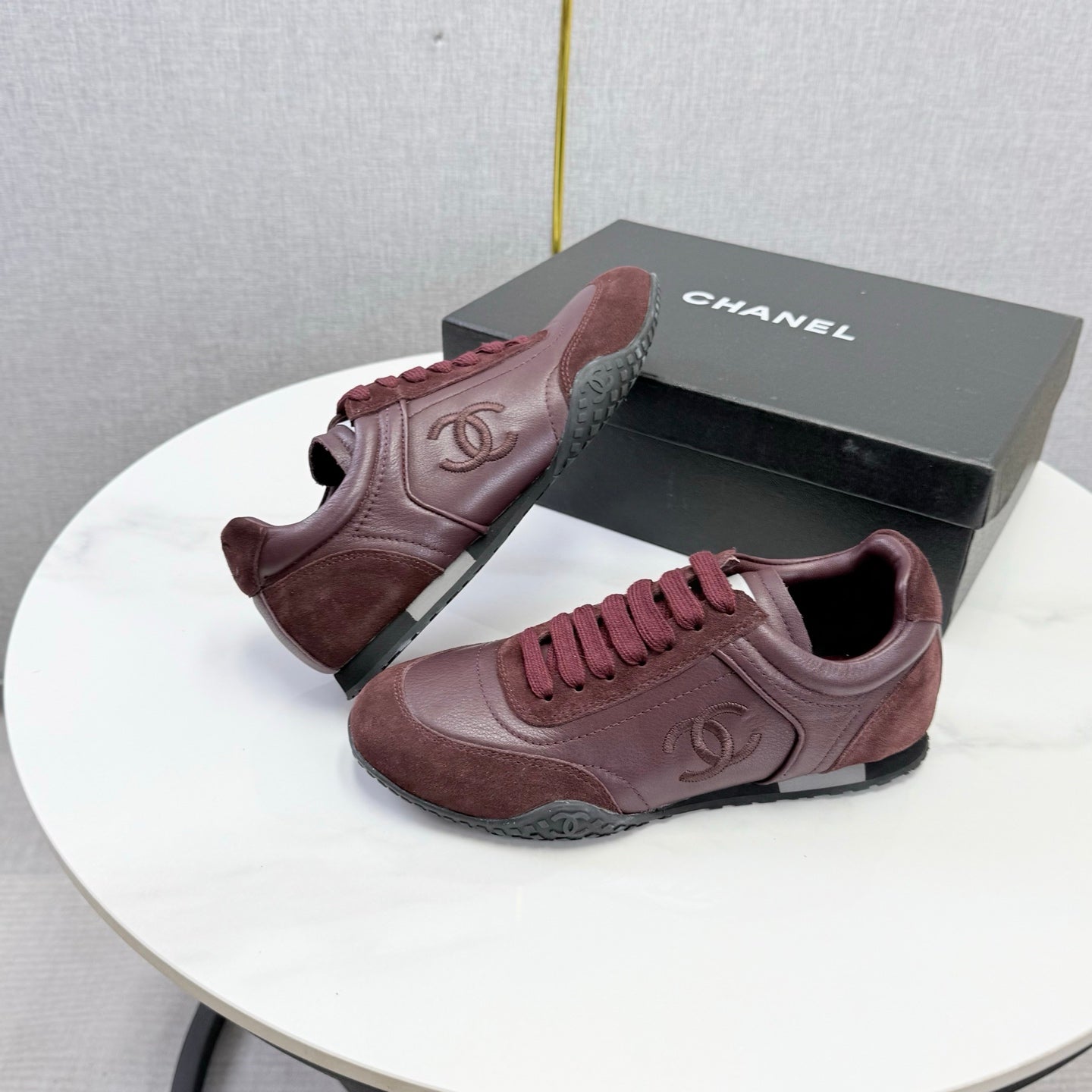 CC 26s Sneakers Burgundy Leather Suede 972902