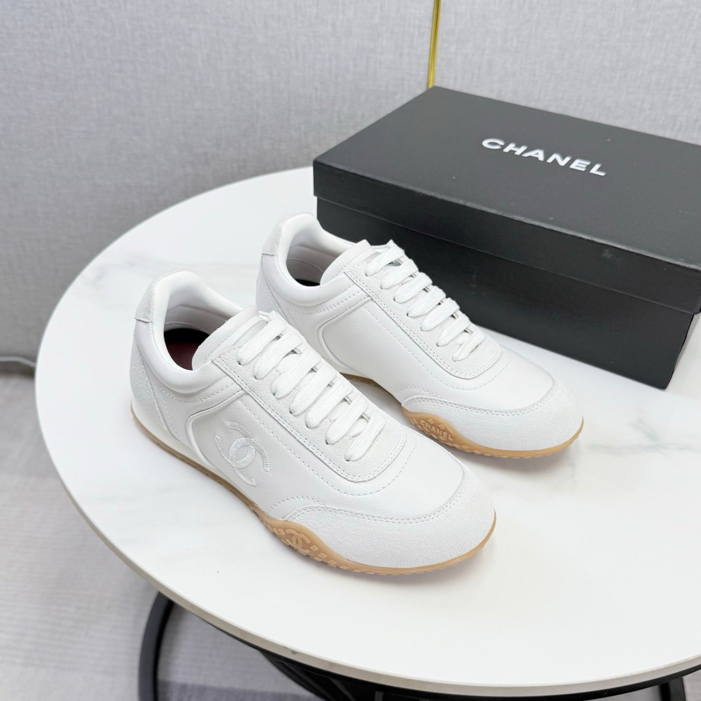 CC 26s Sneakers White Leather Suede 972903
