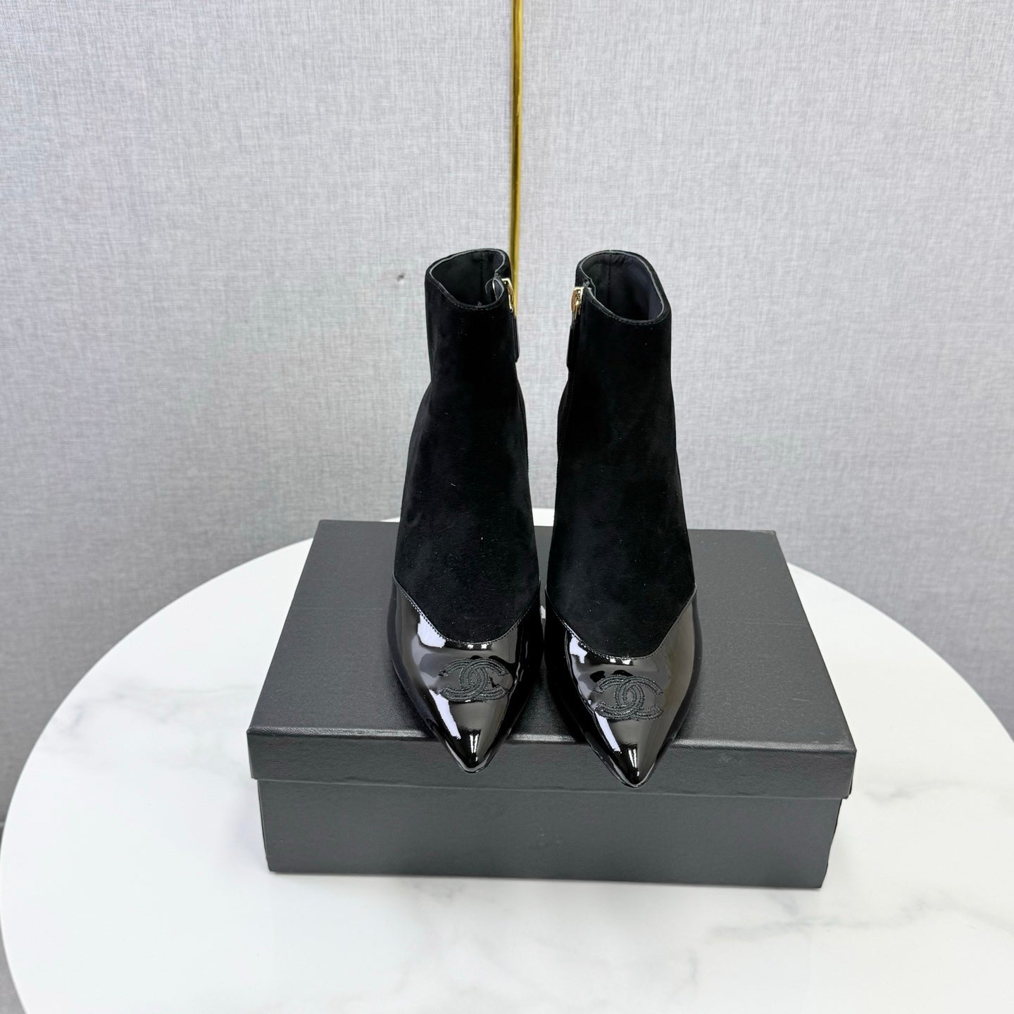 CC 26s Pointed-Toe Stiletto Ankle Boots Black Suede 972792