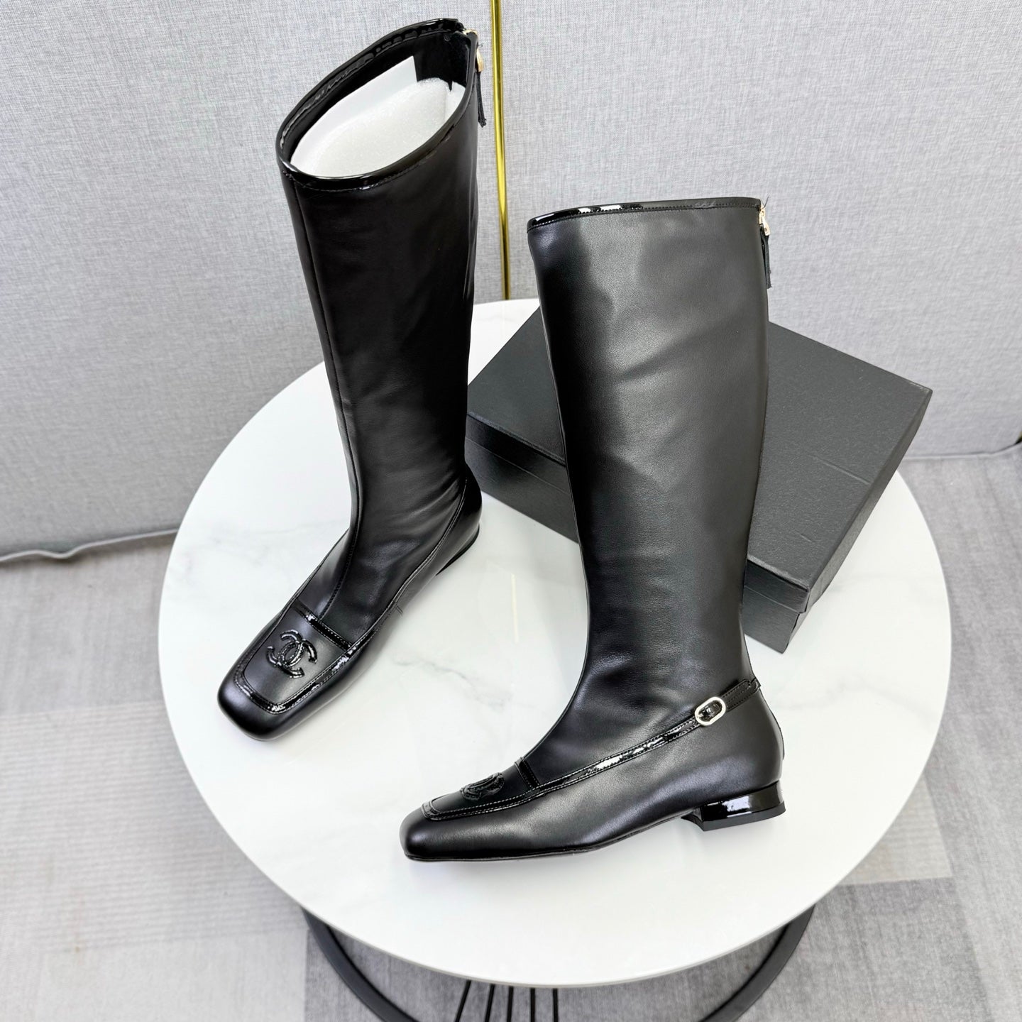 CC 26s Square Toe Low Heel Long Boots Black Sheeepskin 972800