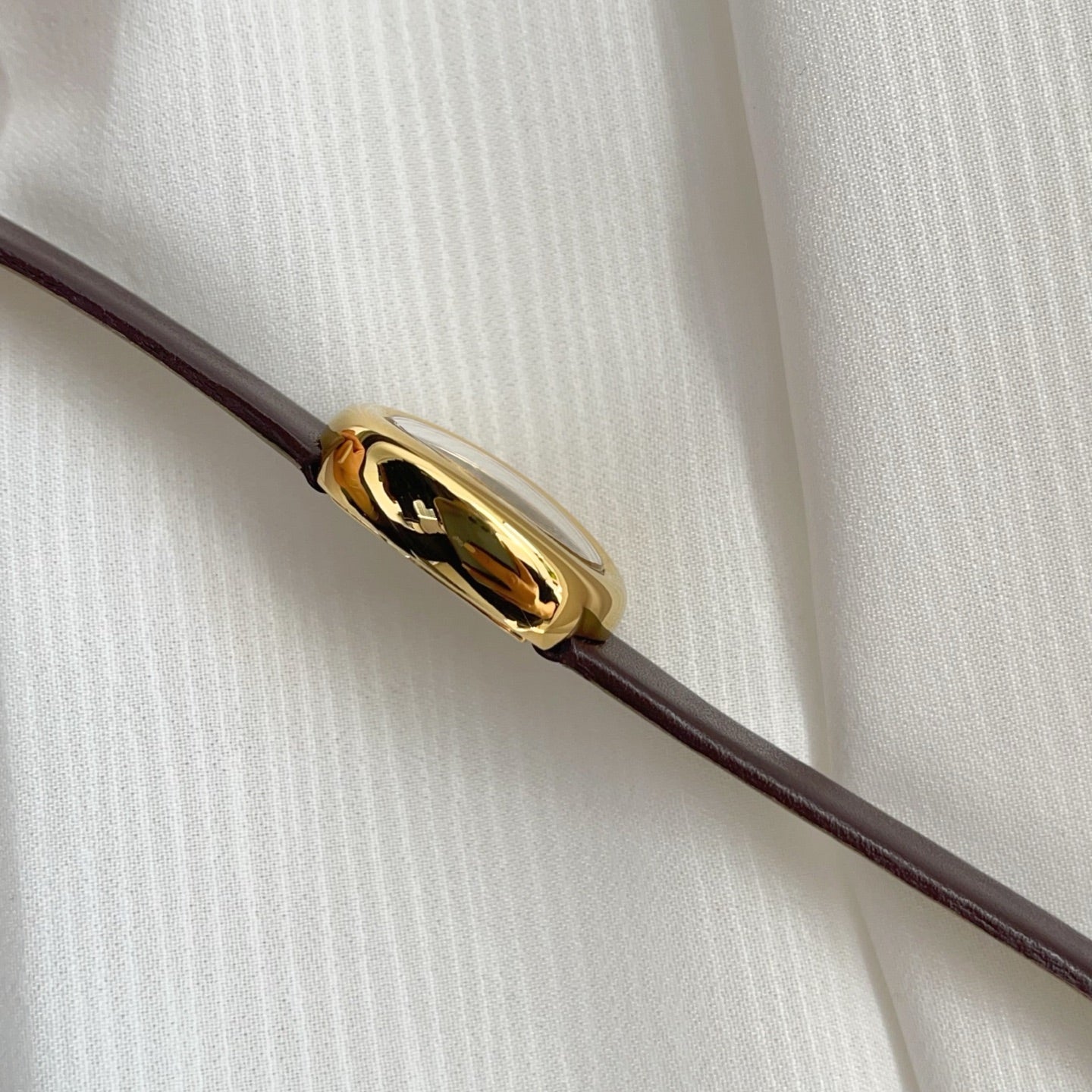 Baignoire Gold Case Burgundy Leather Burgundy Dial