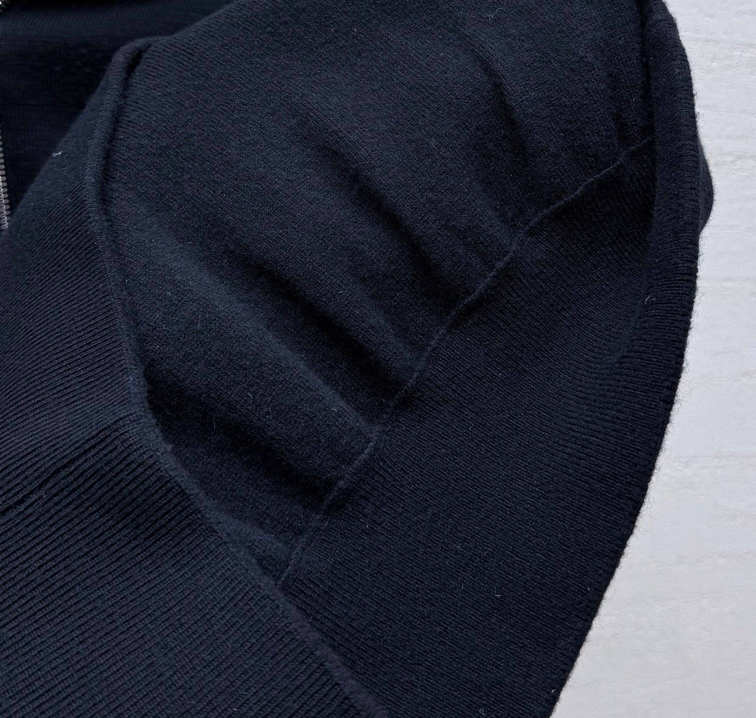 CC 26A Knitted Cardigan Black Wool 423680