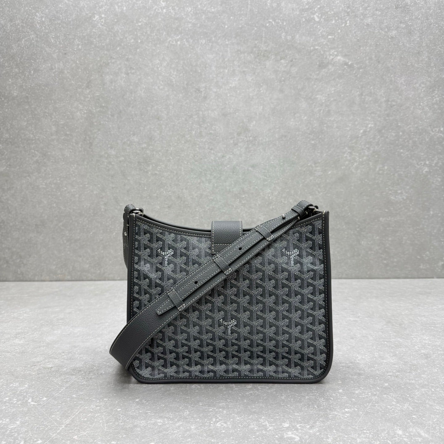 Goyard Musette Bag Grey White Canvas Leather