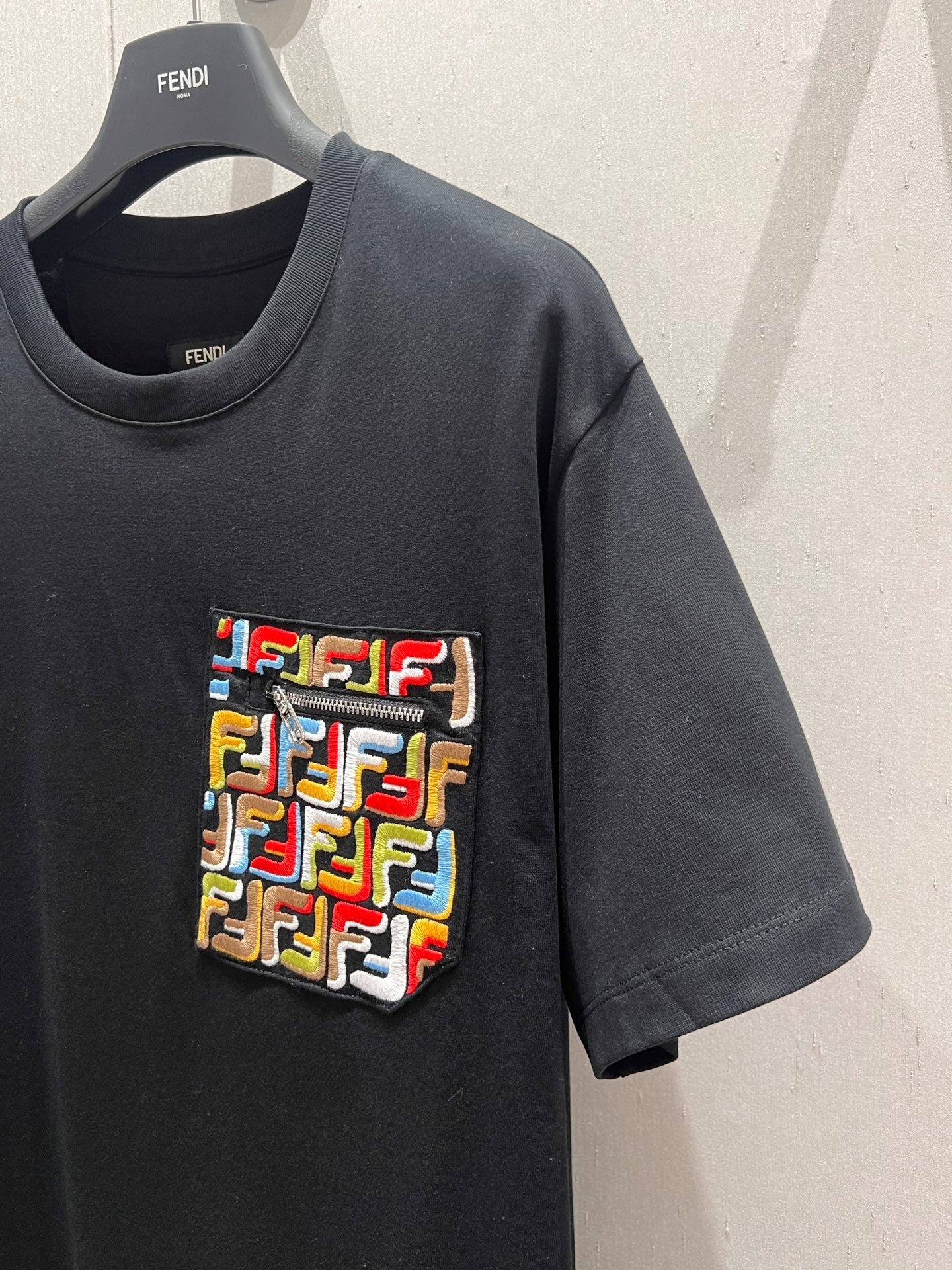 Fendi 25 Short-sleeved T-shirt Black Cotton 213514