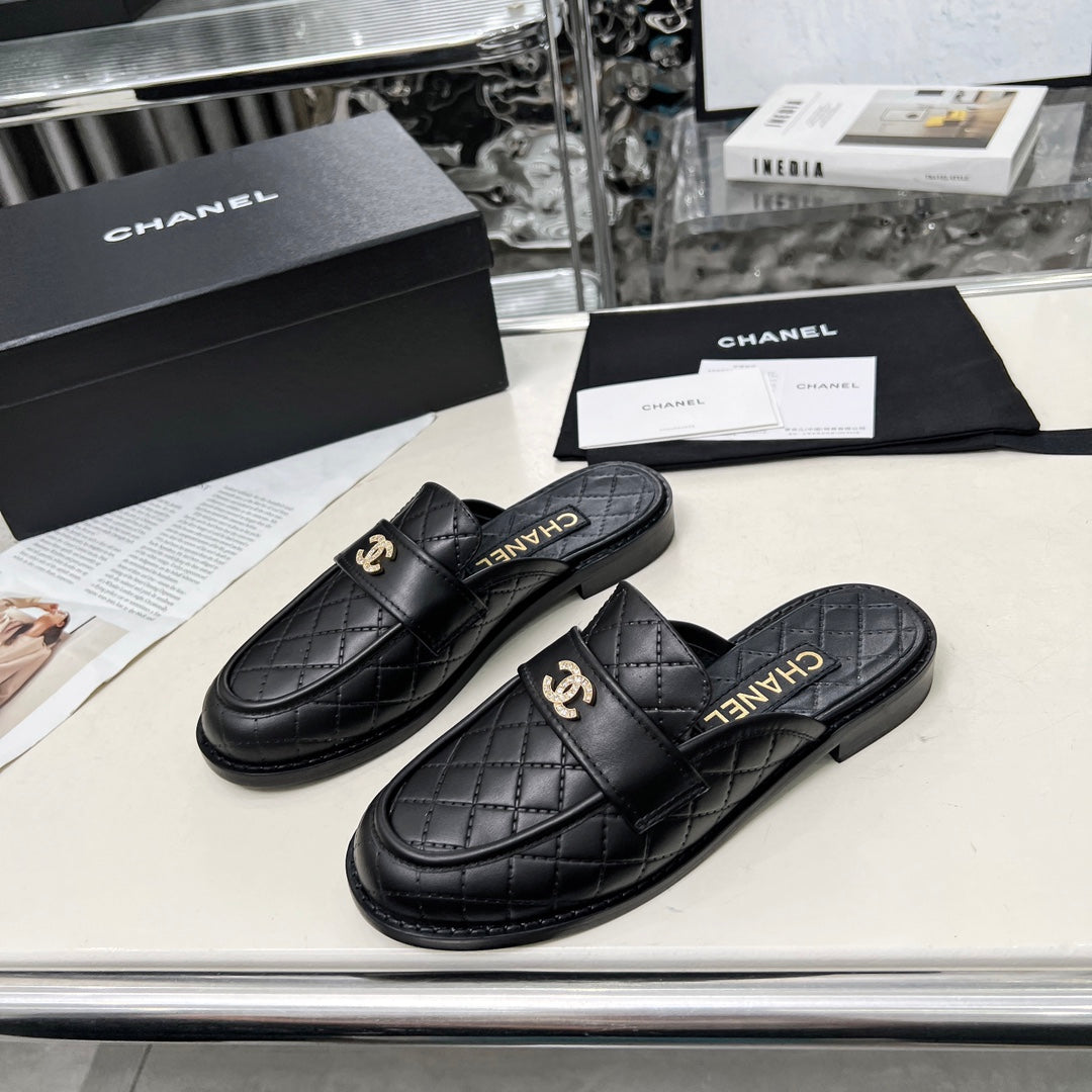 CC 25 Mule Black Cowhide 338675