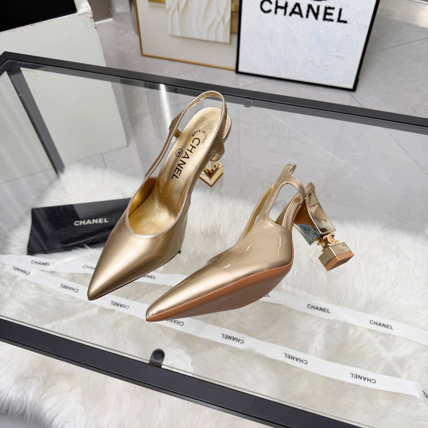 CC 26s Slingback 9cm Golden Patent Leather 872876
