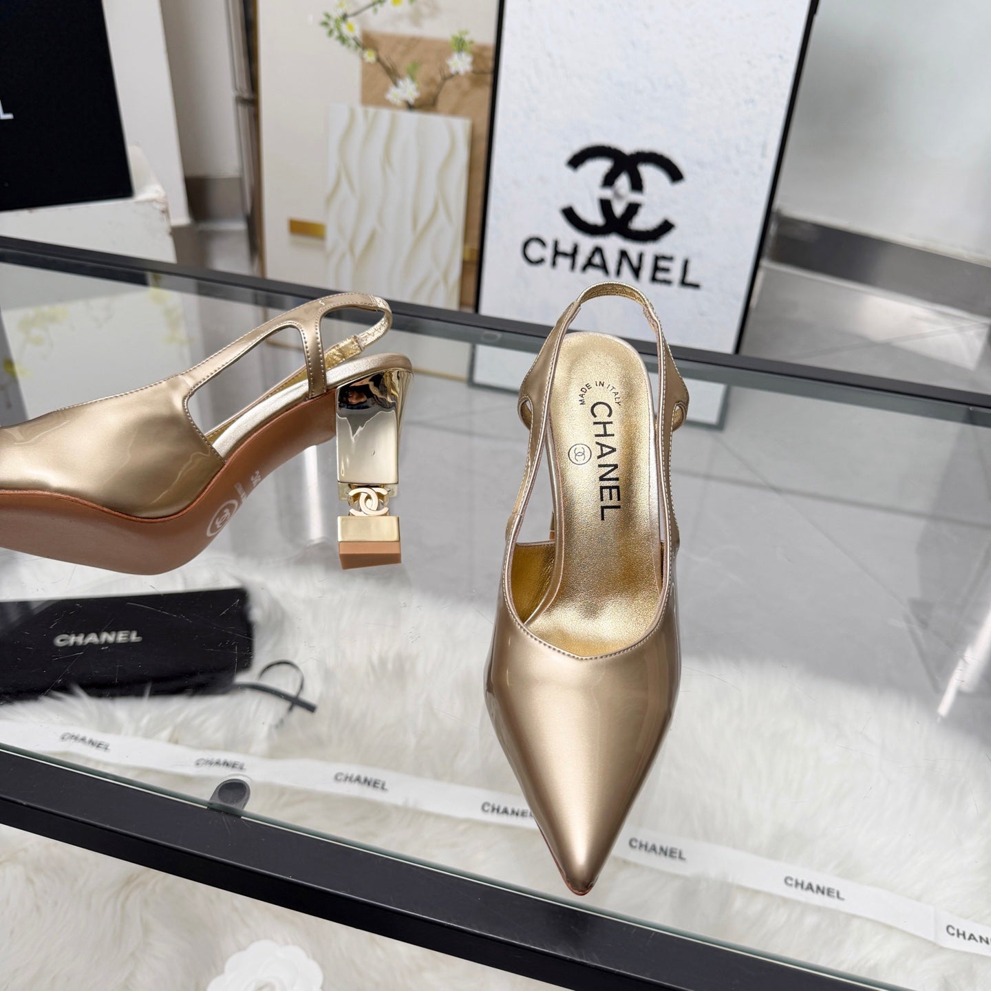 CC 26s Slingback 9cm Golden Patent Leather 872876