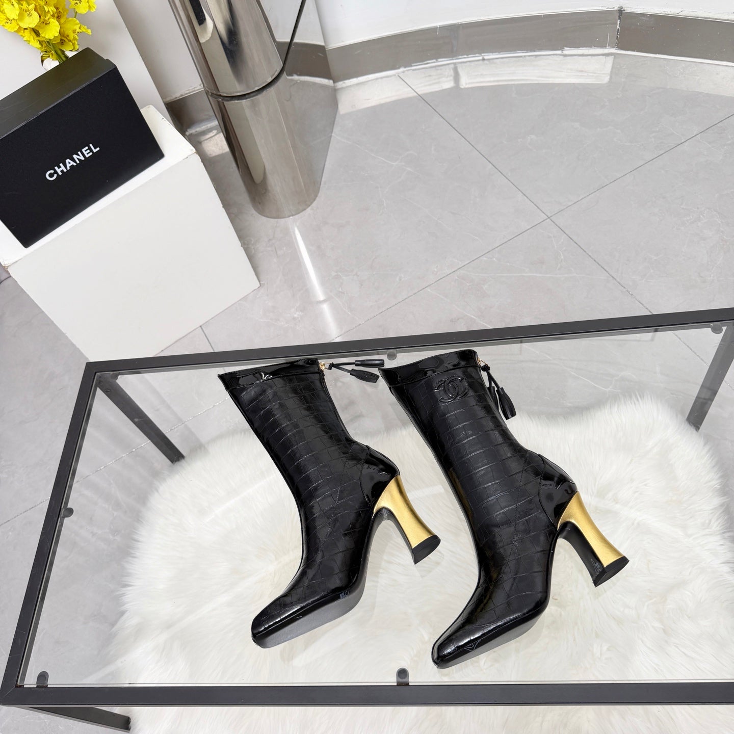 CC 26 FW Ankle Boots 8.5cm Black Crocodile-Embossed Leather 919941