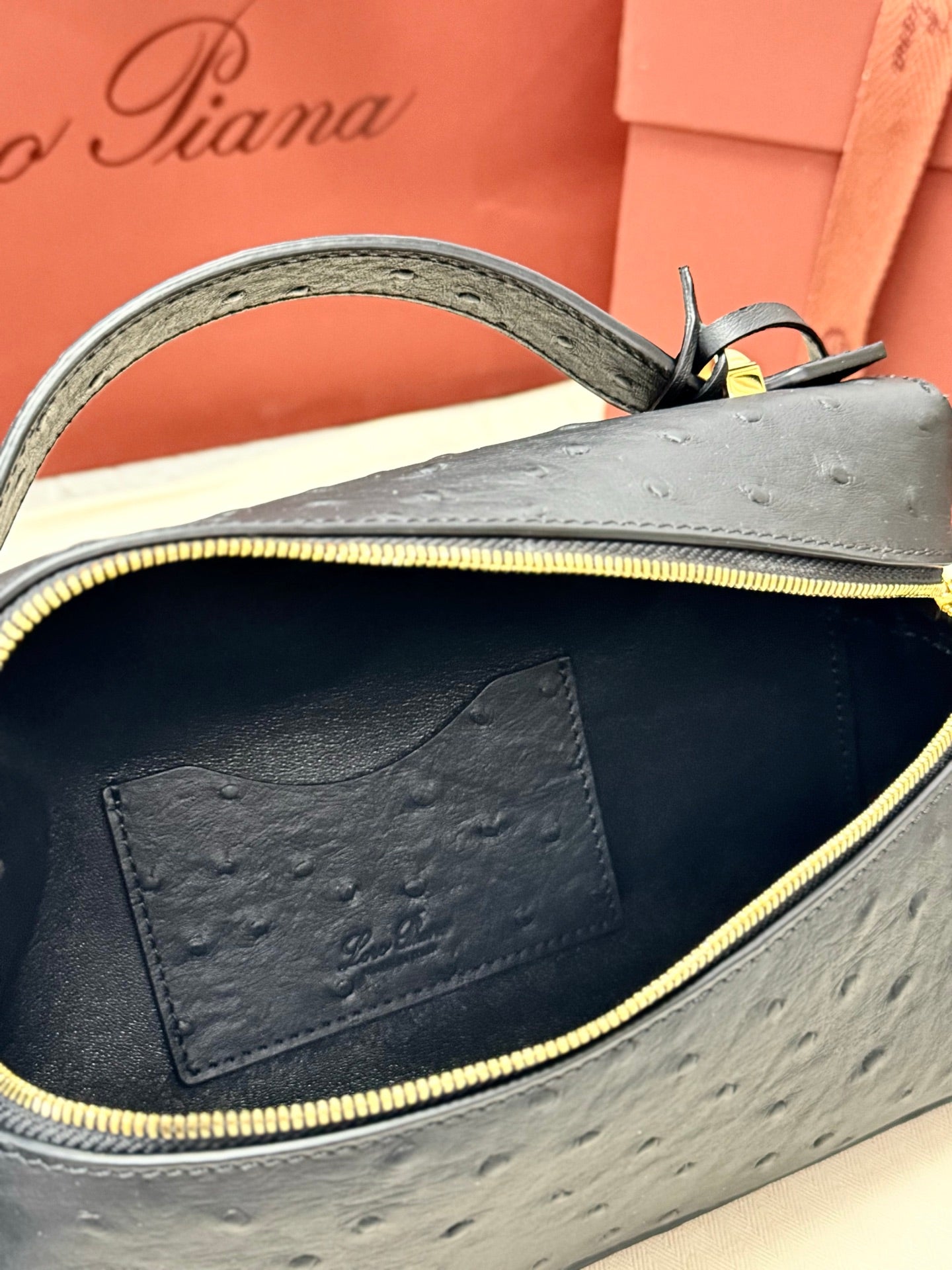 LP Extra Pouch L23 Black Ostrich Pattern Leather