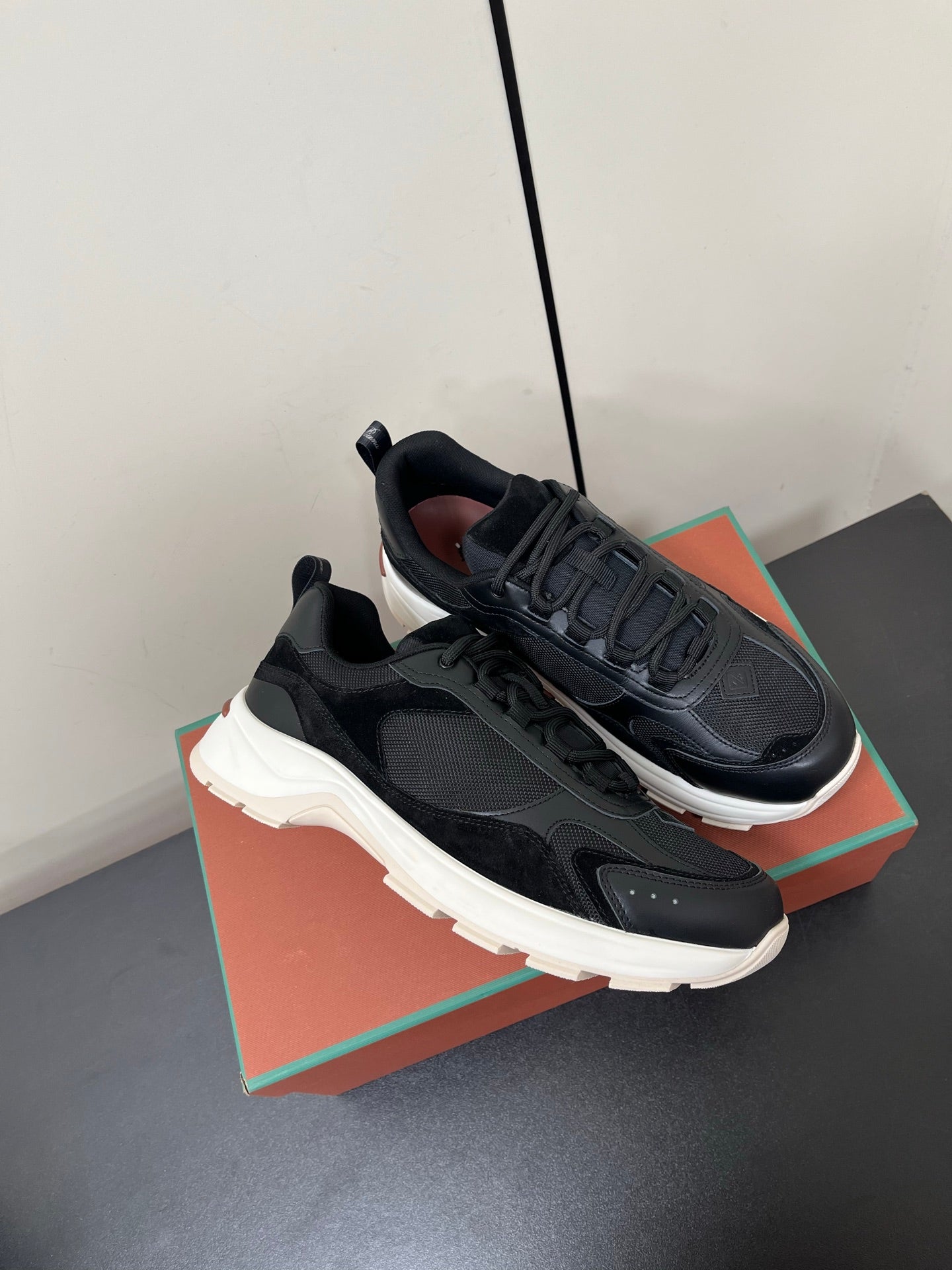 LP Cairn Walk Sneaker Black Calfskin and Fabric 210926