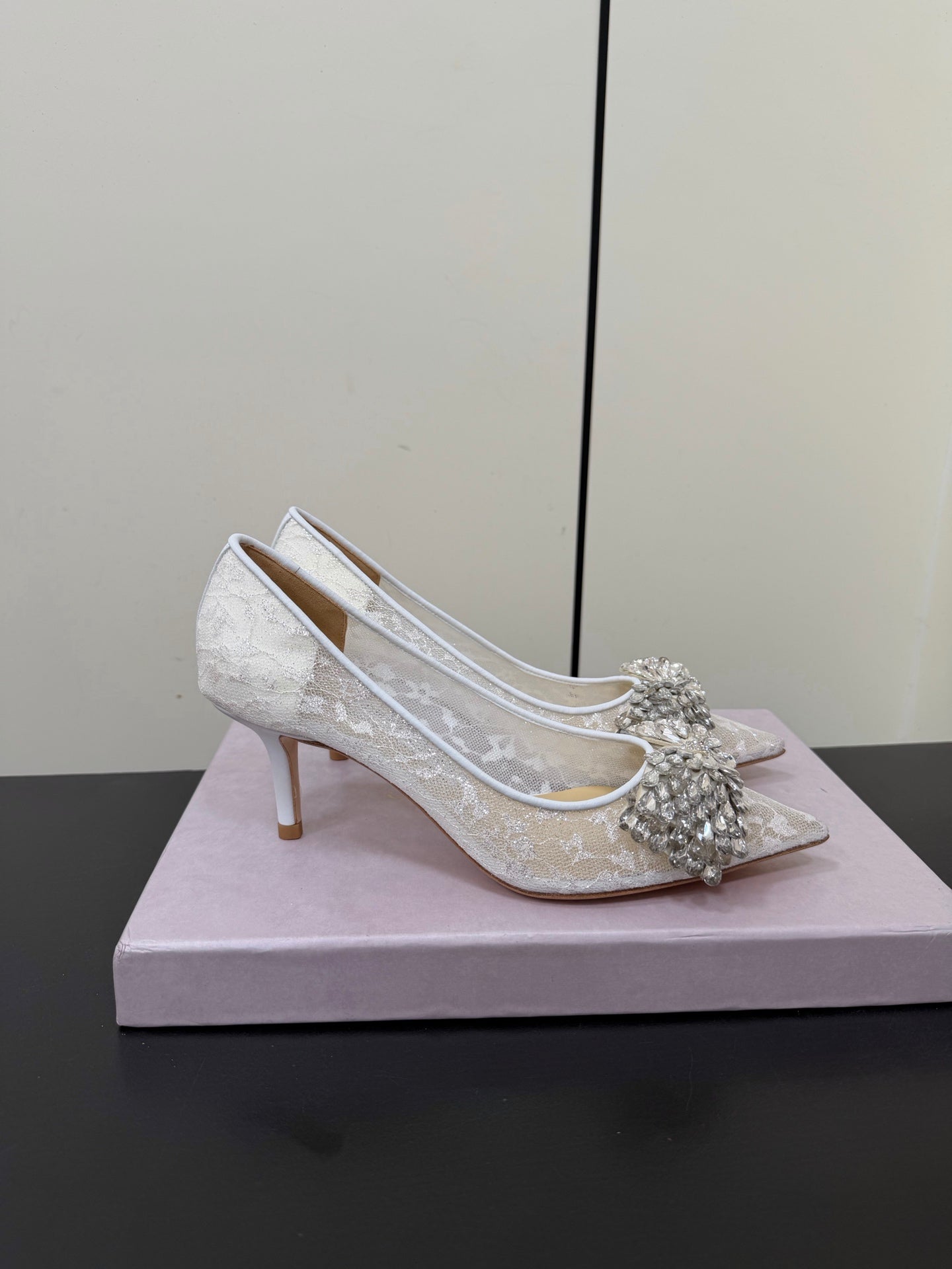 JC Pointed Toe Shoes 6.5cm Rhinestone Bow Single White Mesh 618819