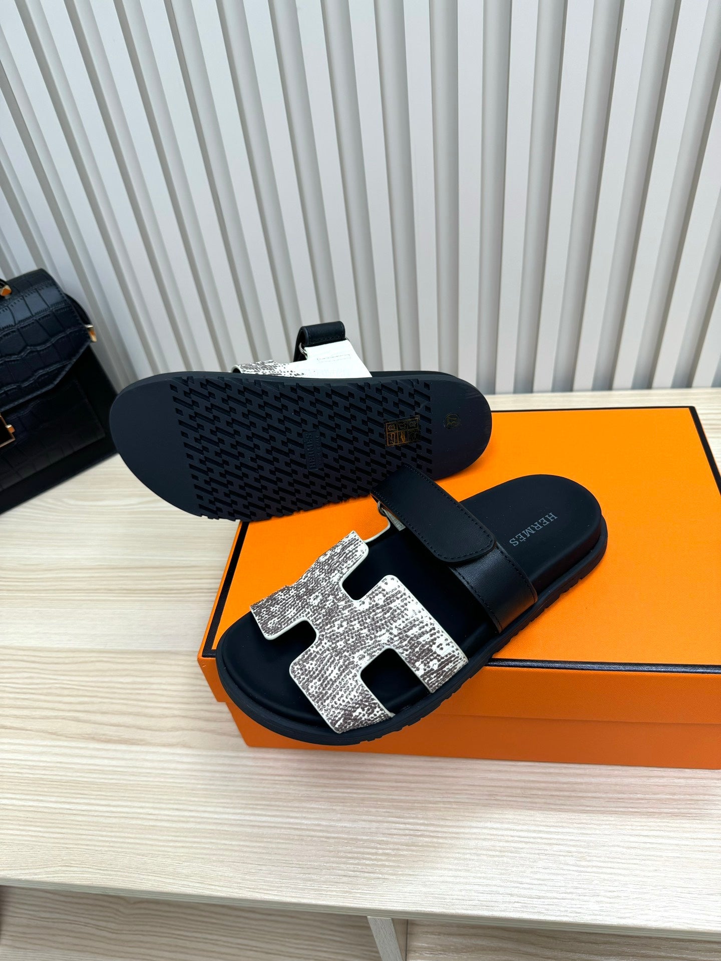 HM Chypre Sandal Black Off White Python Skin Pattern 618578