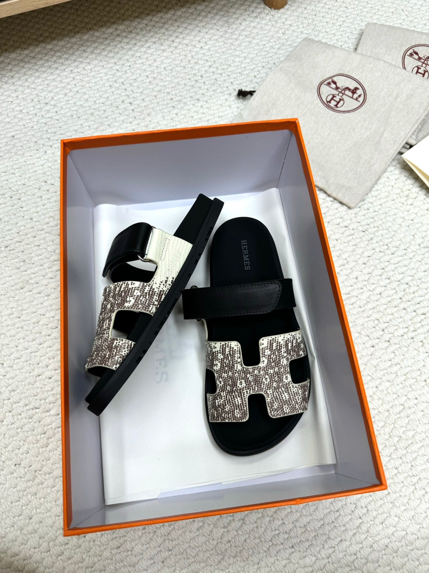 HM Chypre Sandal Black Off White Python Skin Pattern 618578