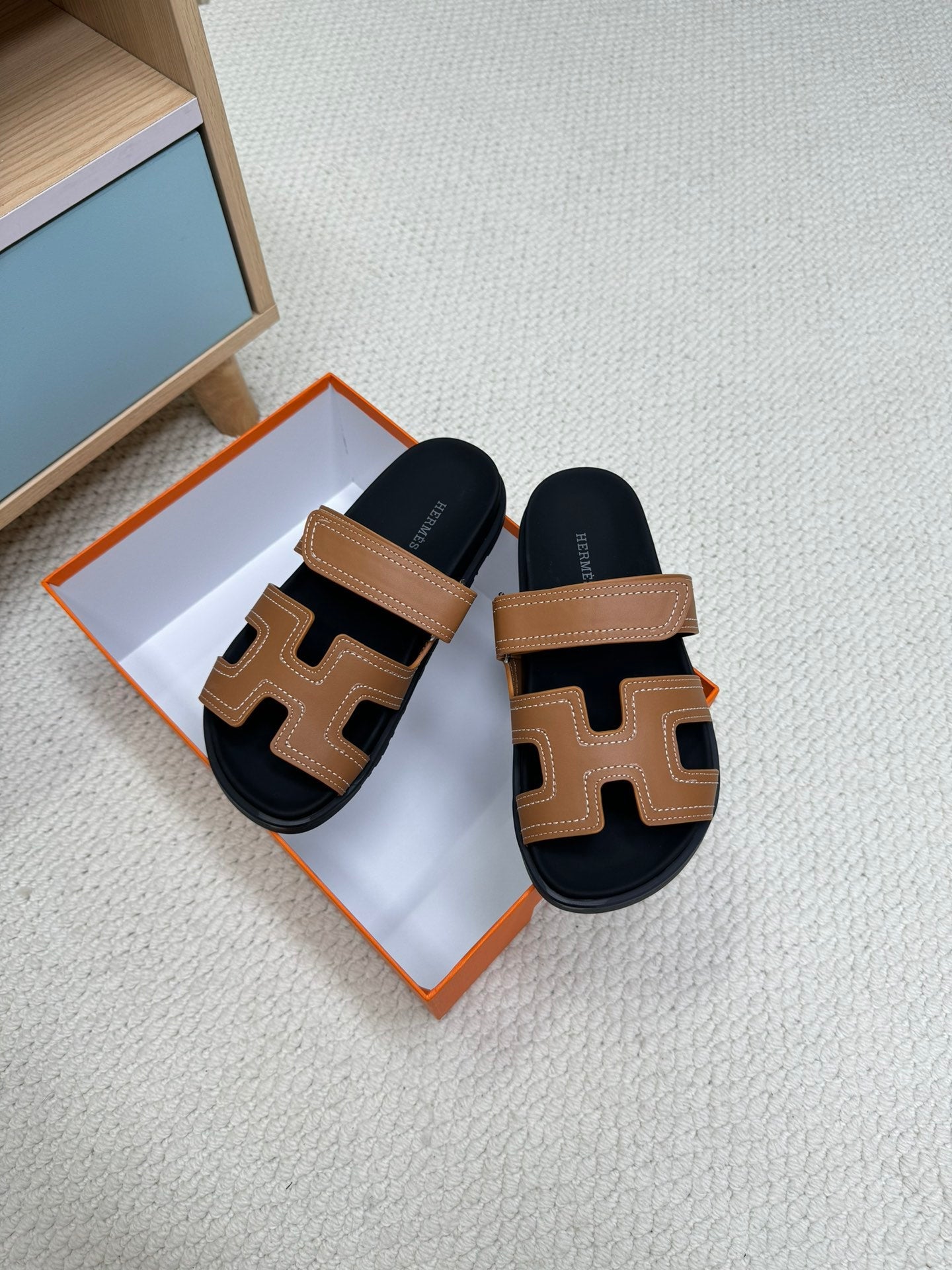 HM Chypre Sandal Hemming Brown Black Cowhide 618588