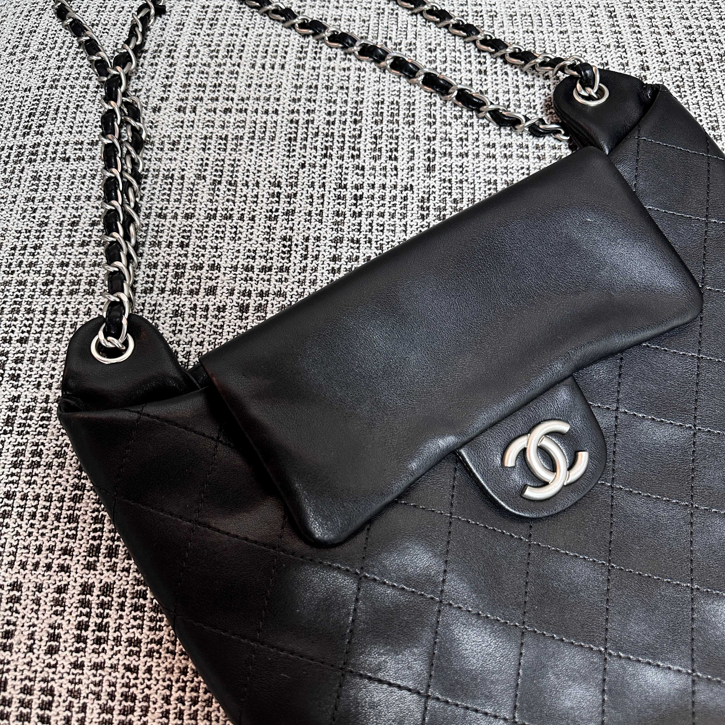 CC 26s Flap Tote Bag Black Lambskin