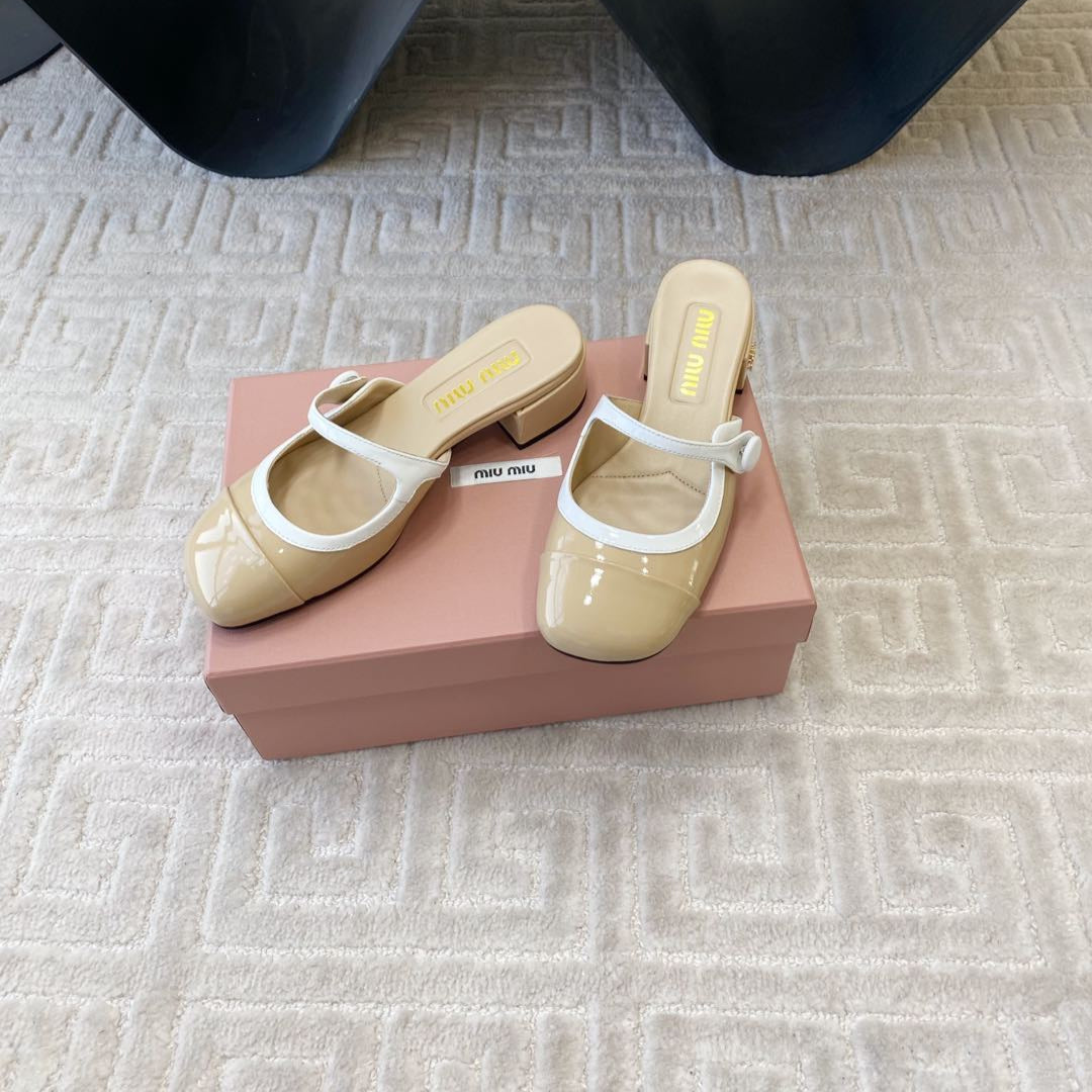 Miu Mary Jane Mule Pumps In Beige Glossy Sheepskin