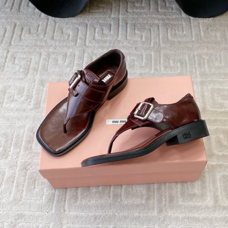 Miu Thong Sandals In Sienna Brown Shiny Lambskin With Silver Buckle