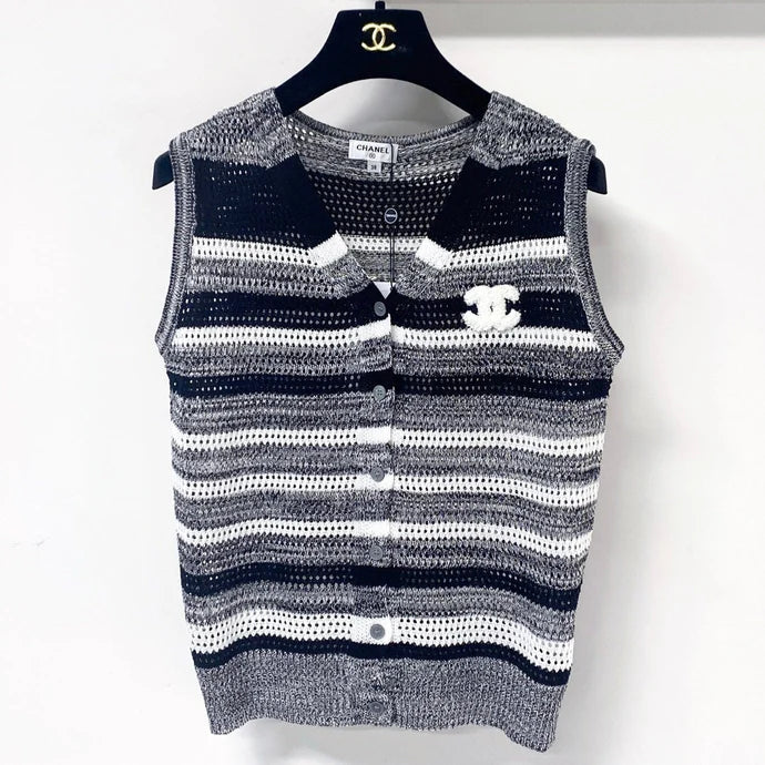 Chanel 2026 Strips Knit Button-Up Vets Grey Cotton 405725