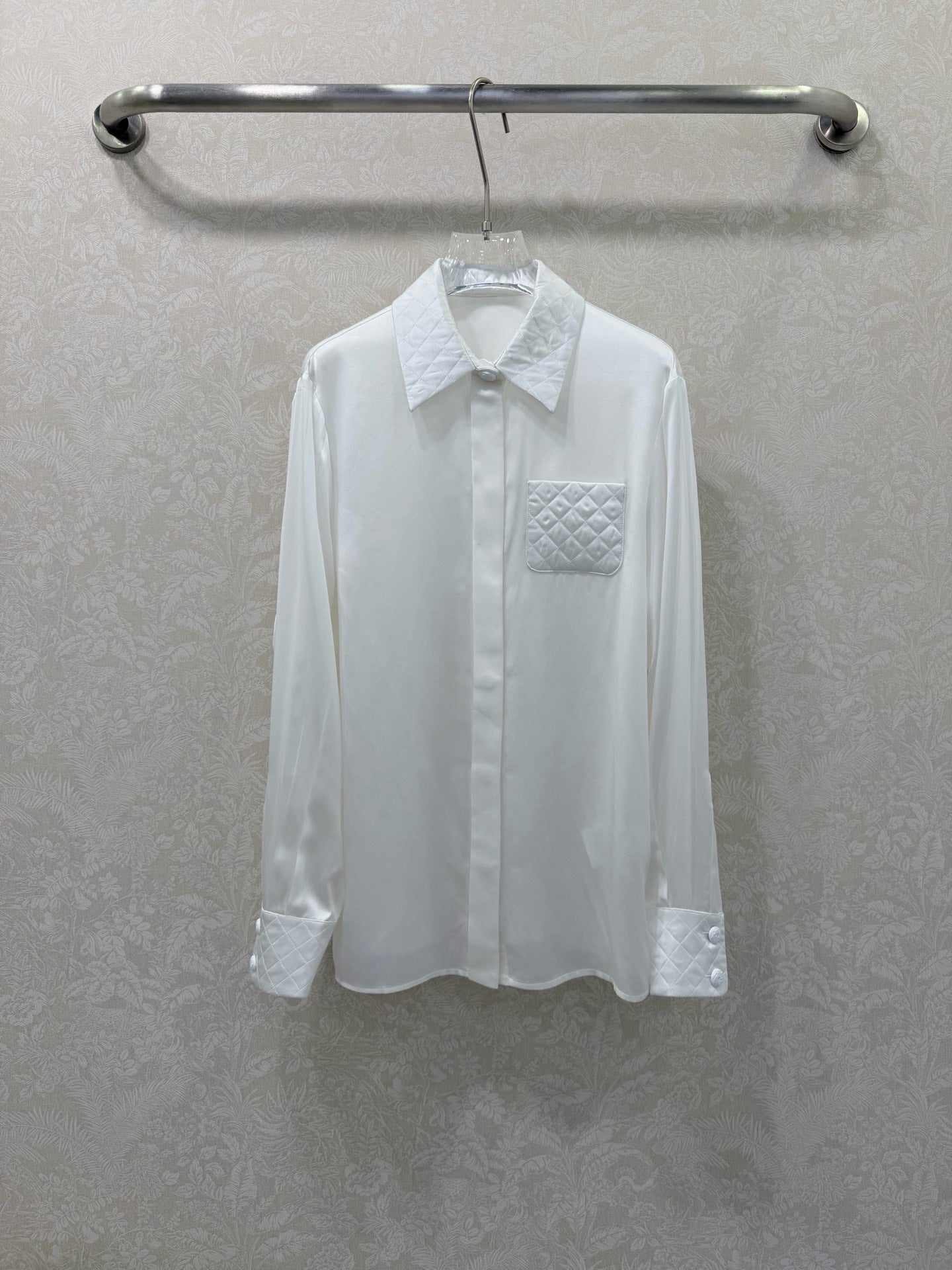 CC Collar Diamond Pattern Shirt White Silk 353059