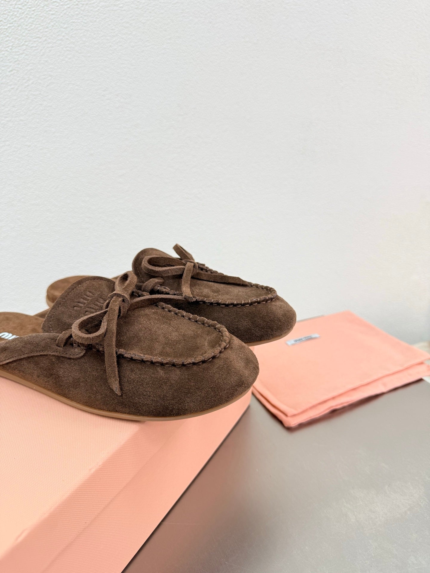 Miu Logo Mule Coffee Suede 693520