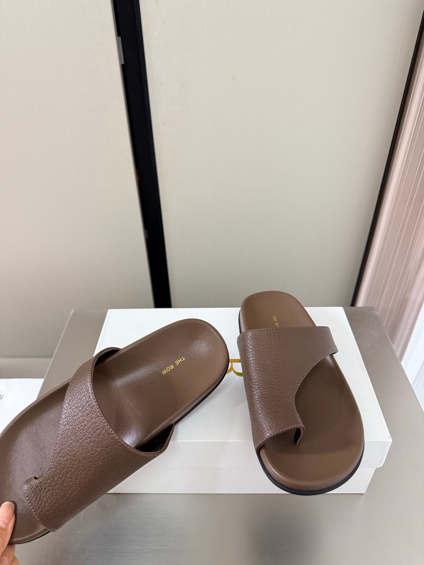 The Row Slip-on Sandals Coffee Cowhide 872480
