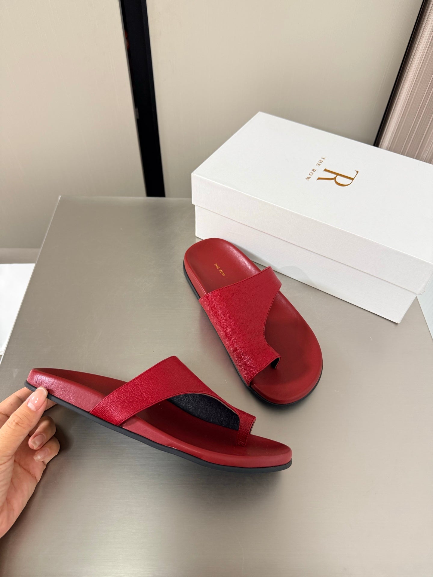 The Row Slip-on Sandals Red Cowhide 872481