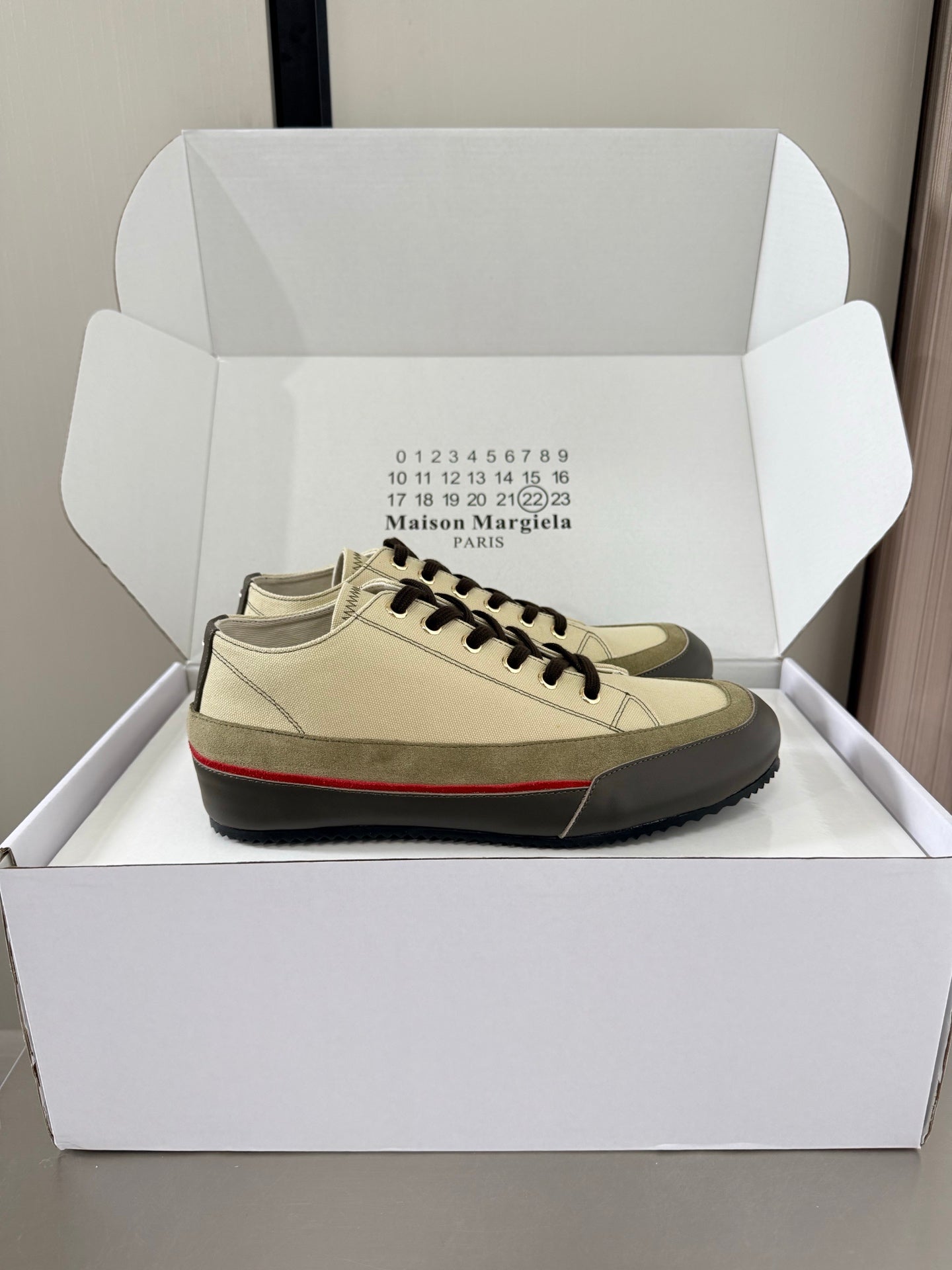 Maison Margiela Traveler Sneaker Khaki Olive Canvas Sheeepskin 872469