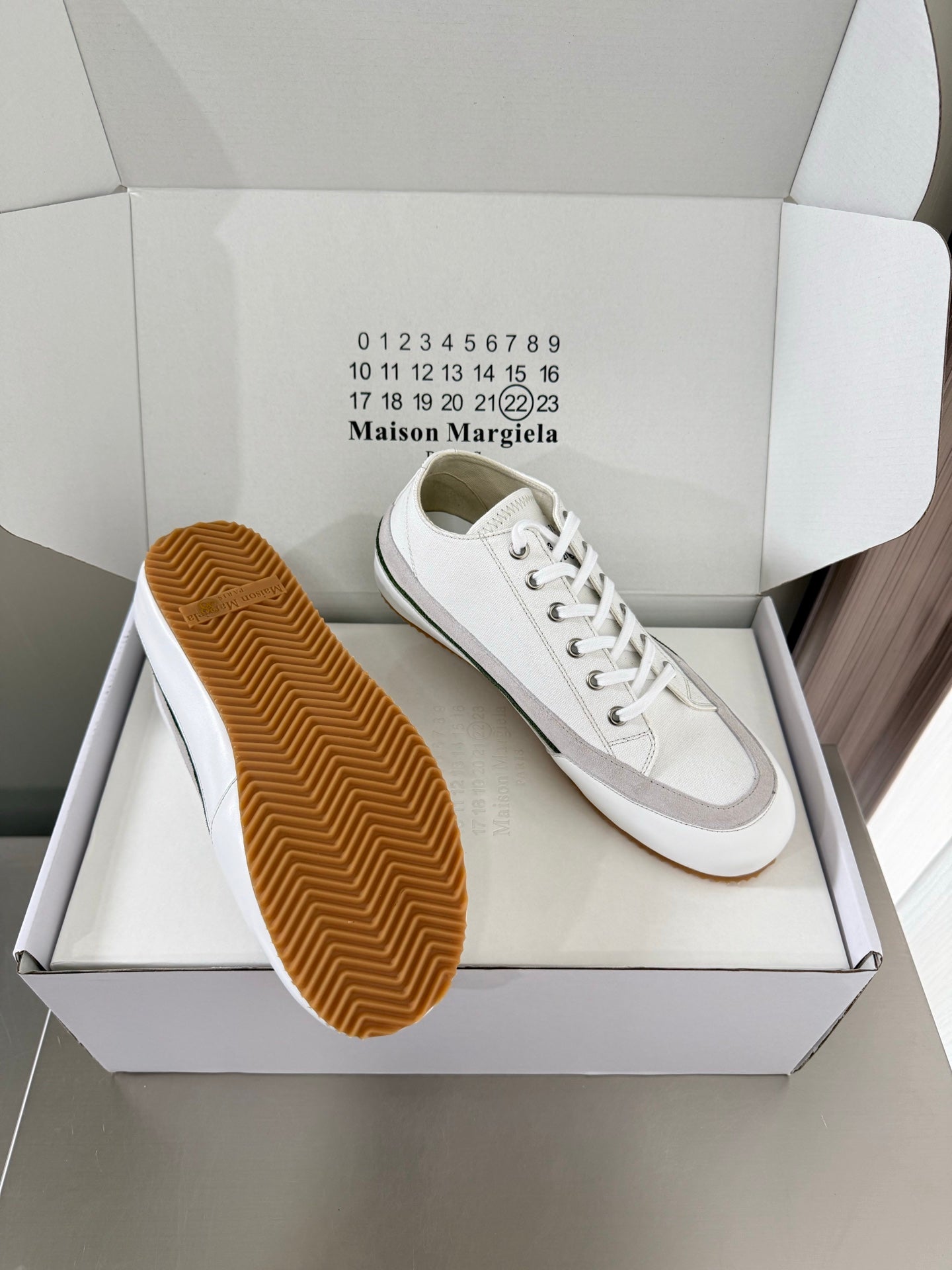 Maison Margiela Traveler Sneaker White Grey Suede Canvas Sheeepskin 872471