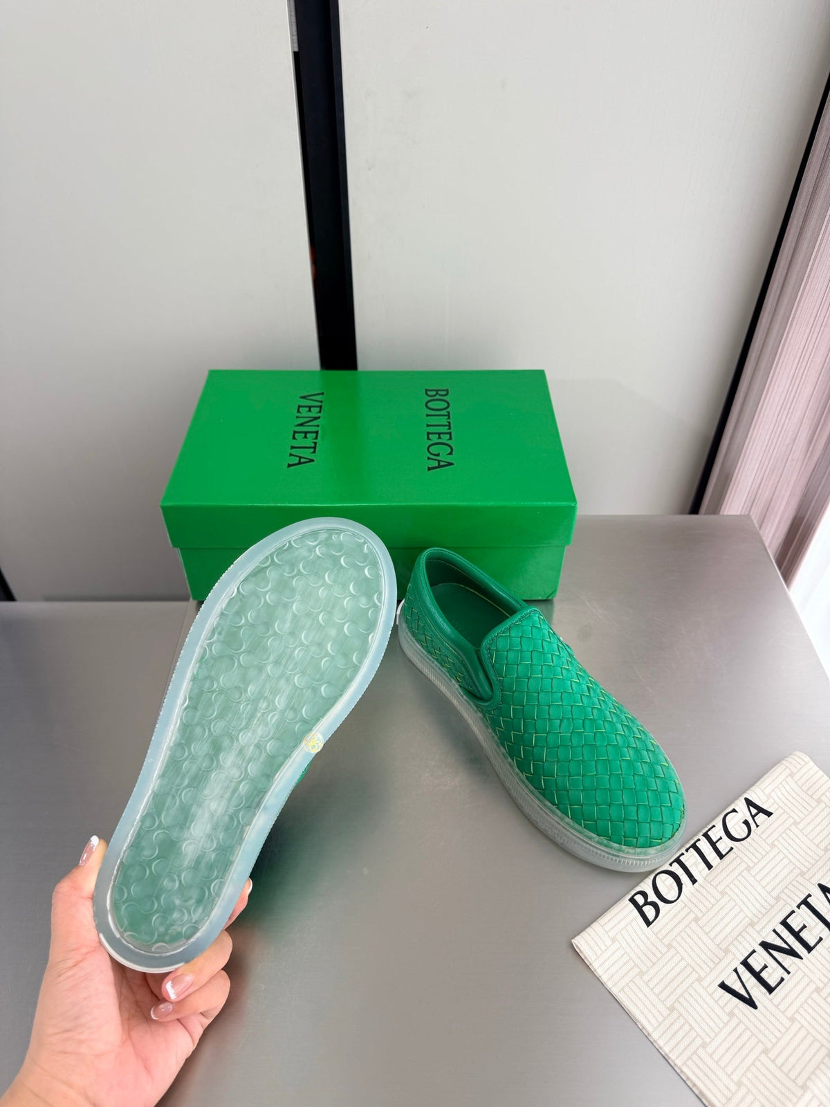 BV 26s Slip-On Green Intrecciato Leather 194235
