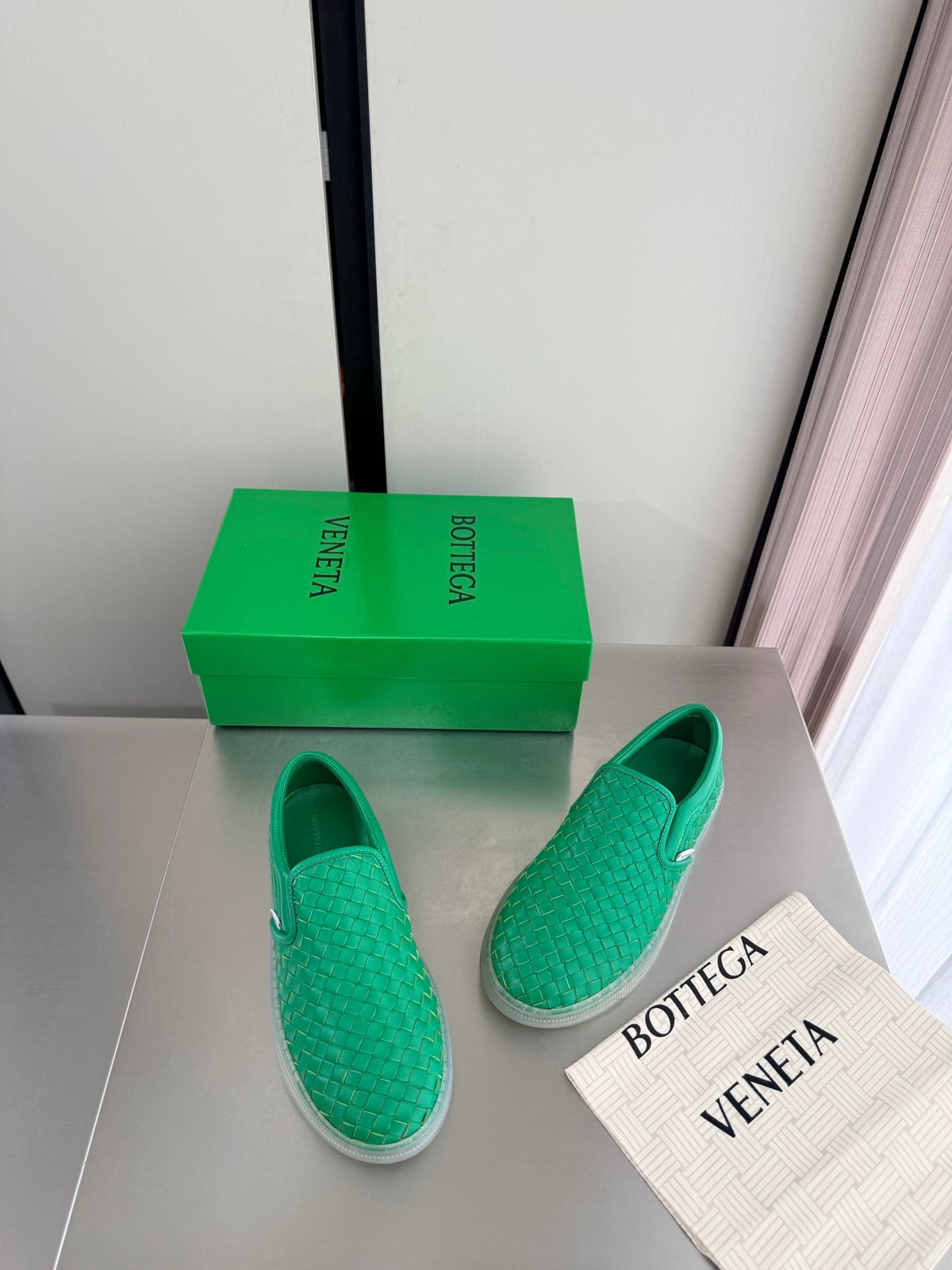 BV 26s Slip-On Green Intrecciato Leather 194235