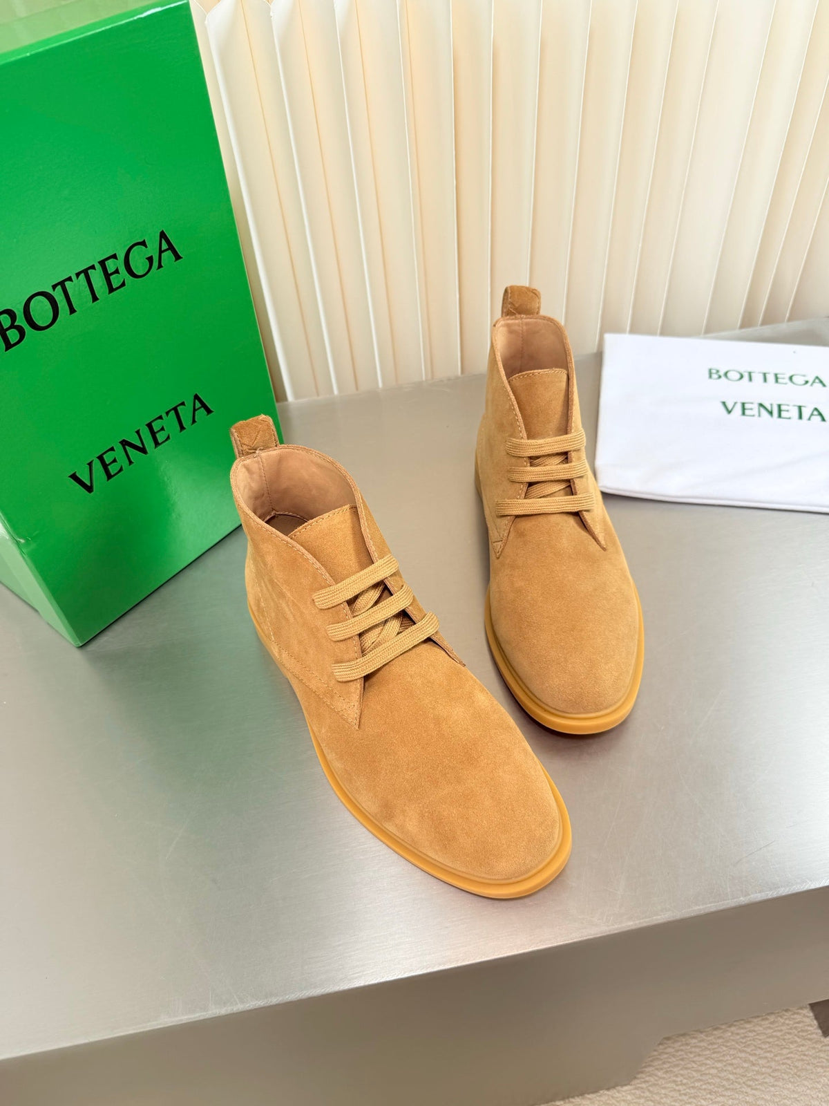 BV 26s Ankle Boots Beige Suede 194240